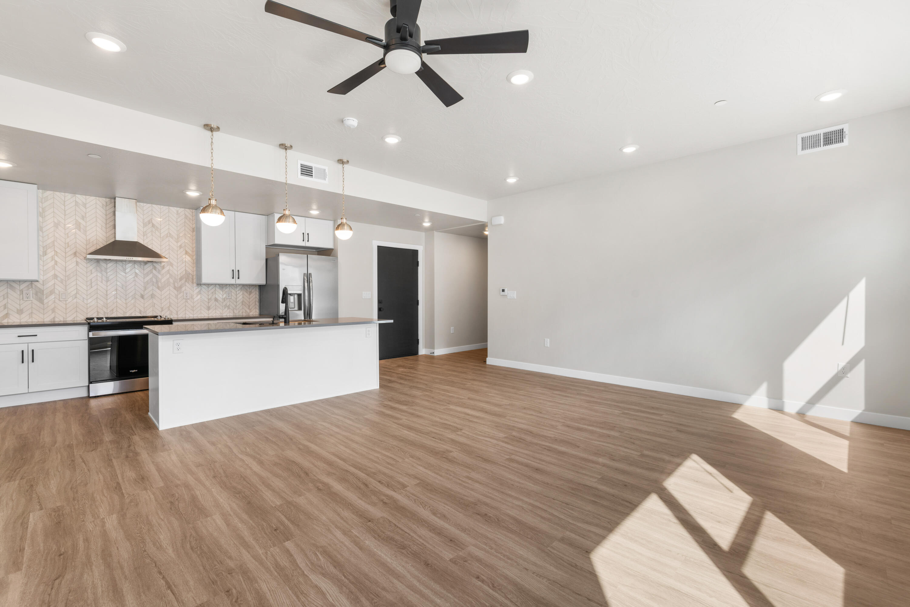 CORAL SPRINGS CONDOMINIUMS - Residential