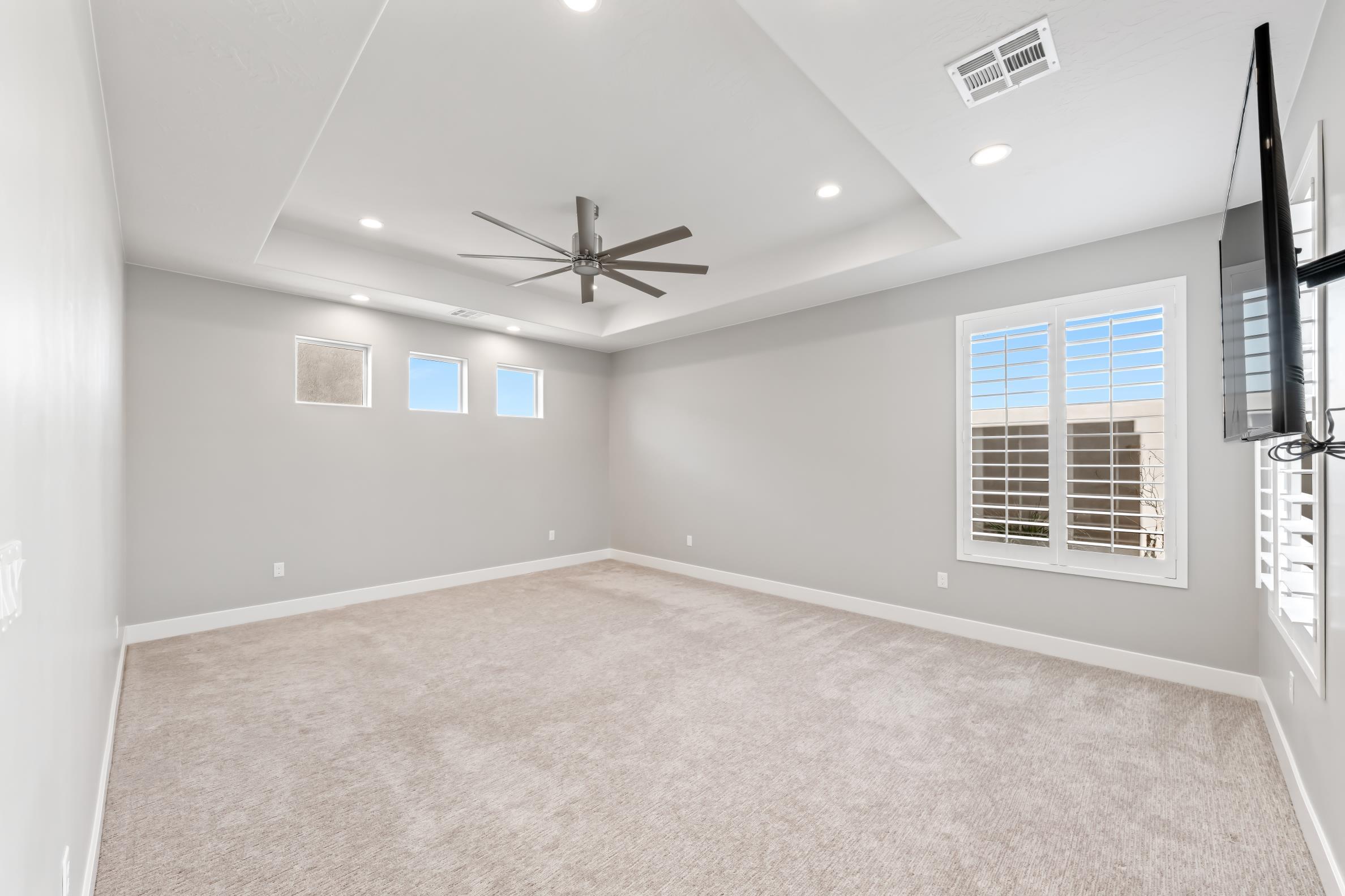 LEDGES OF ST GEORGE - Residential