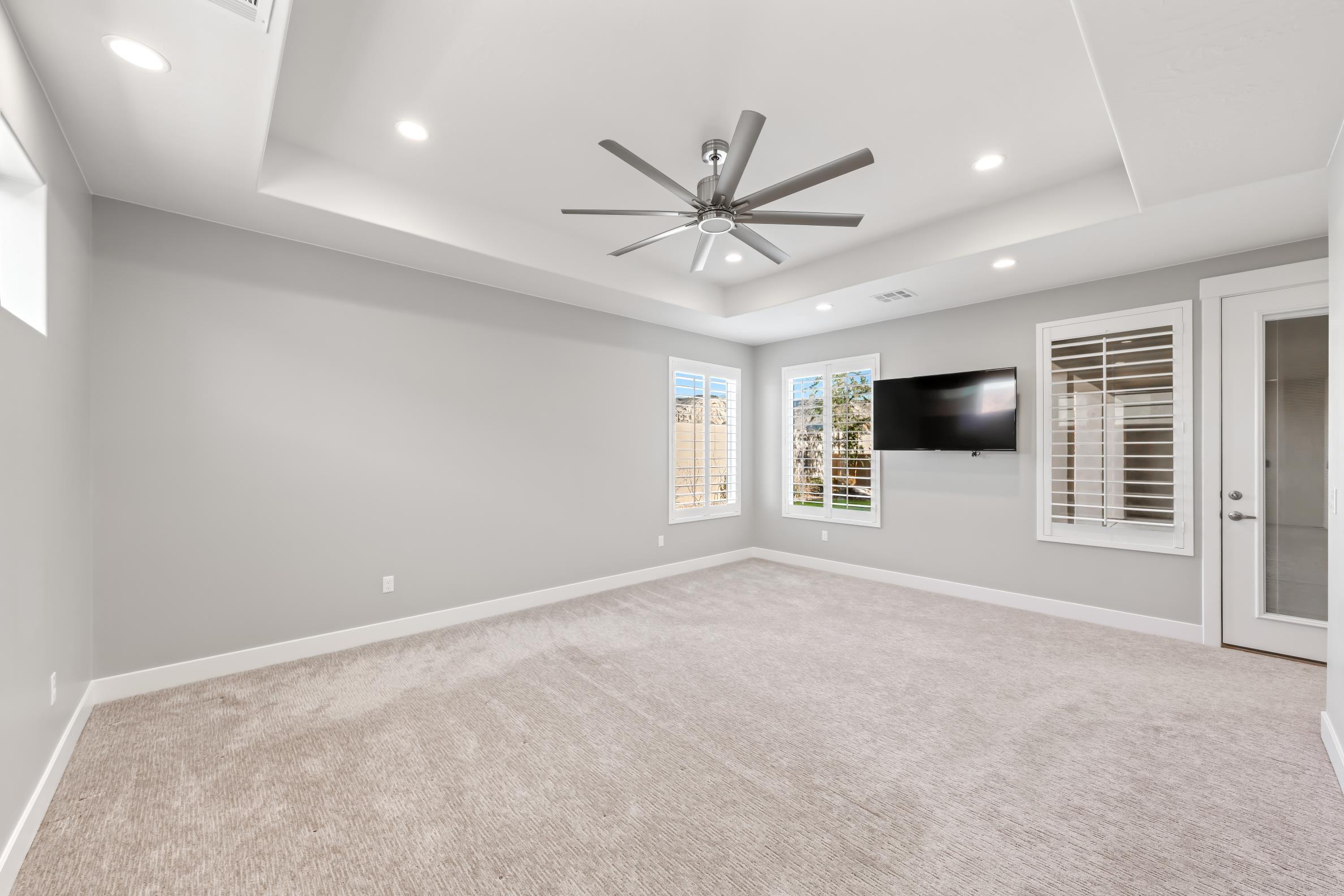 LEDGES OF ST GEORGE - Residential