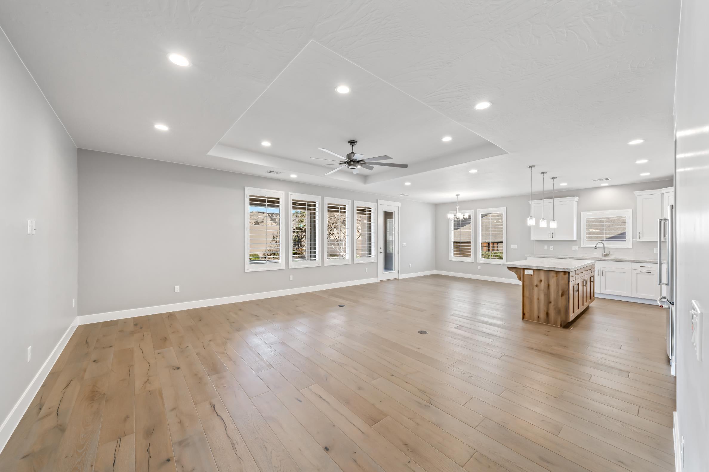 LEDGES OF ST GEORGE - Residential