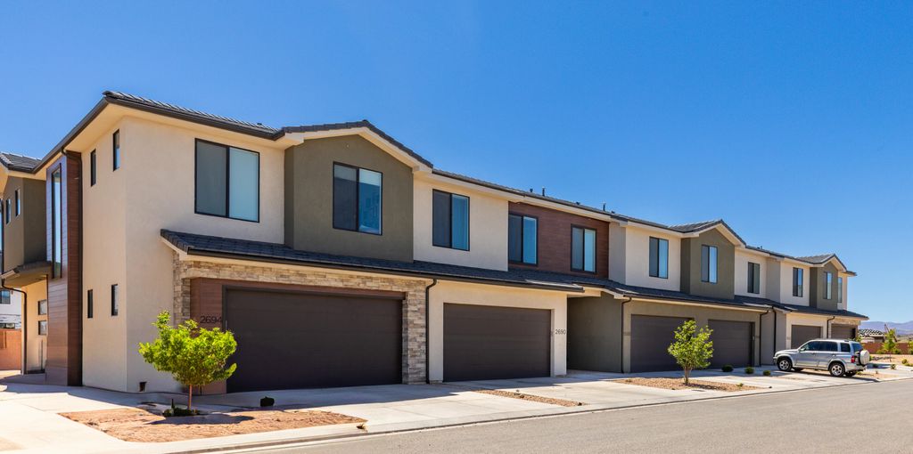 Photo of 2690 RAIN TREE ST, Saint George, UT 84790 (MLS # 26-271456)