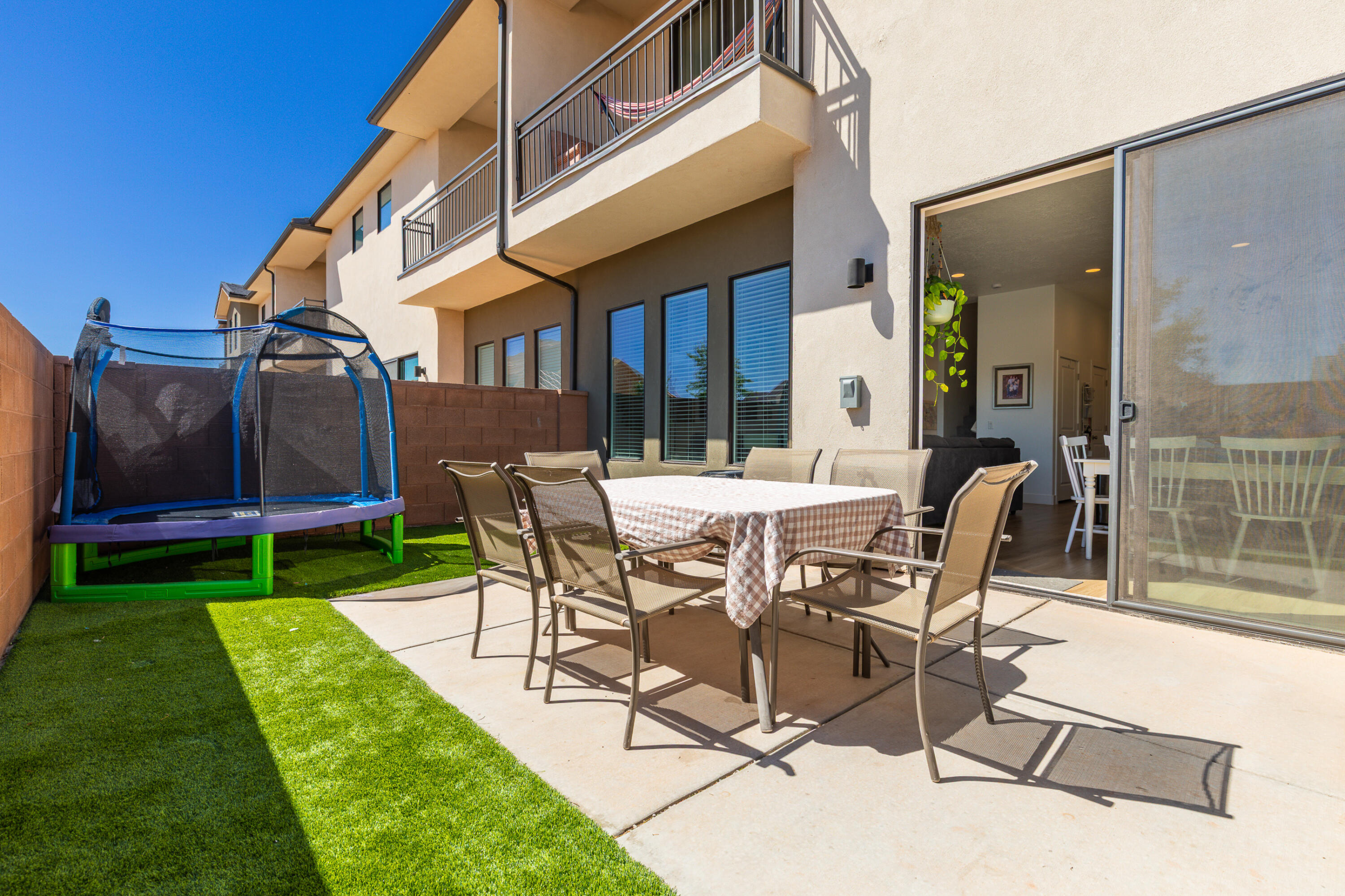 WOODLAND ESTATES TOWNHOMES - Residential