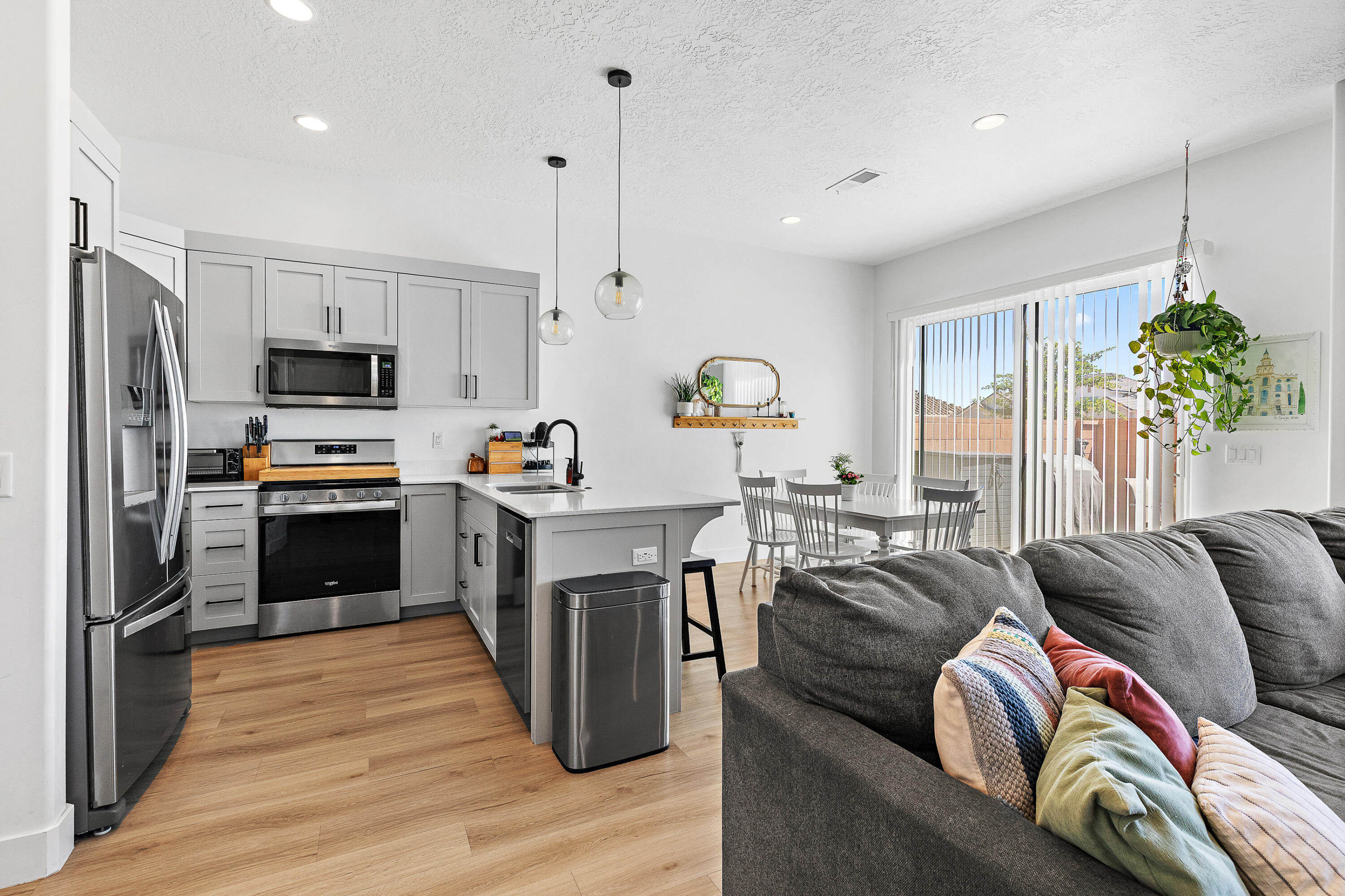 WOODLAND ESTATES TOWNHOMES - Residential