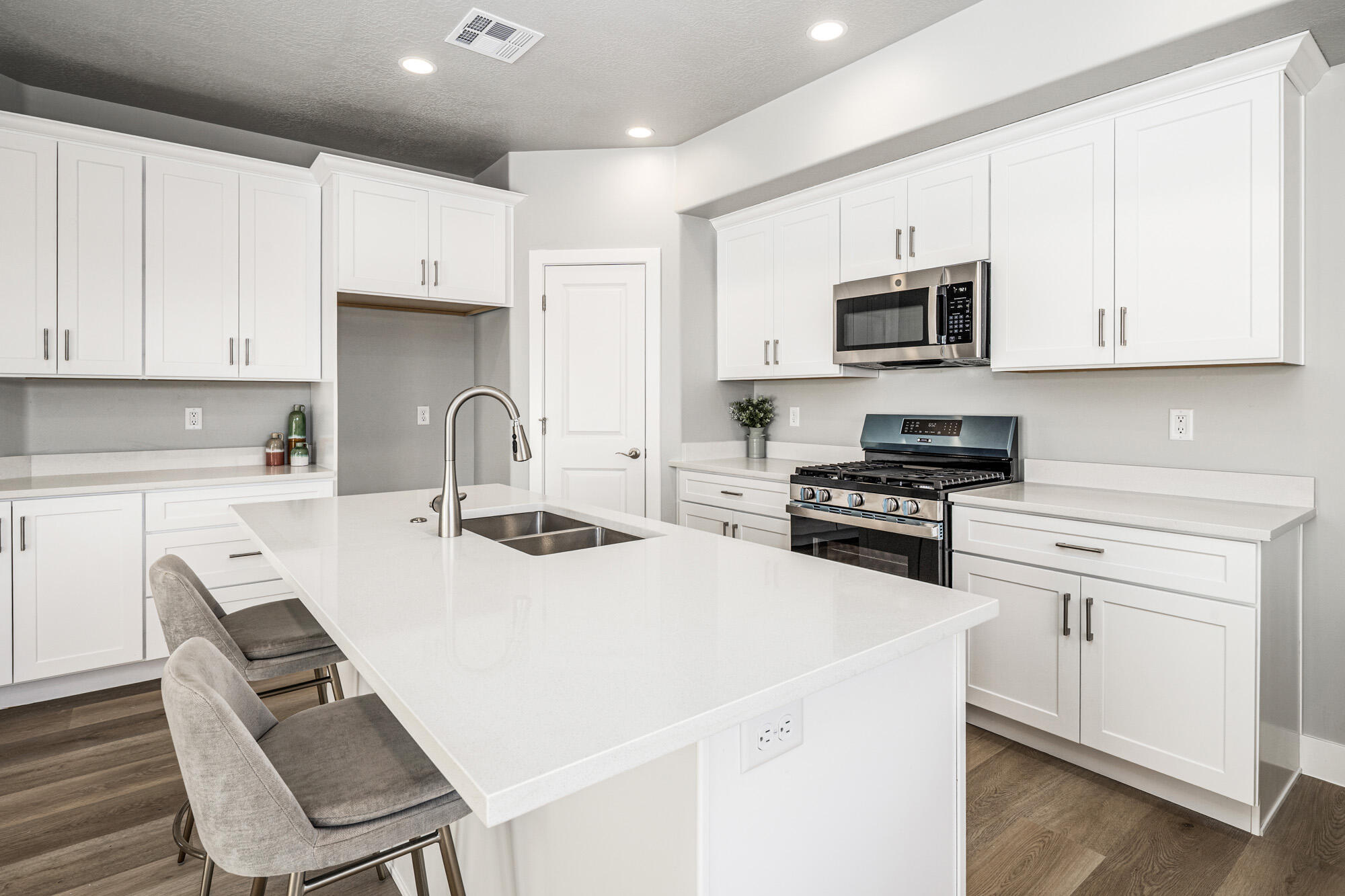 HURRICANE HOLLOW - Residential