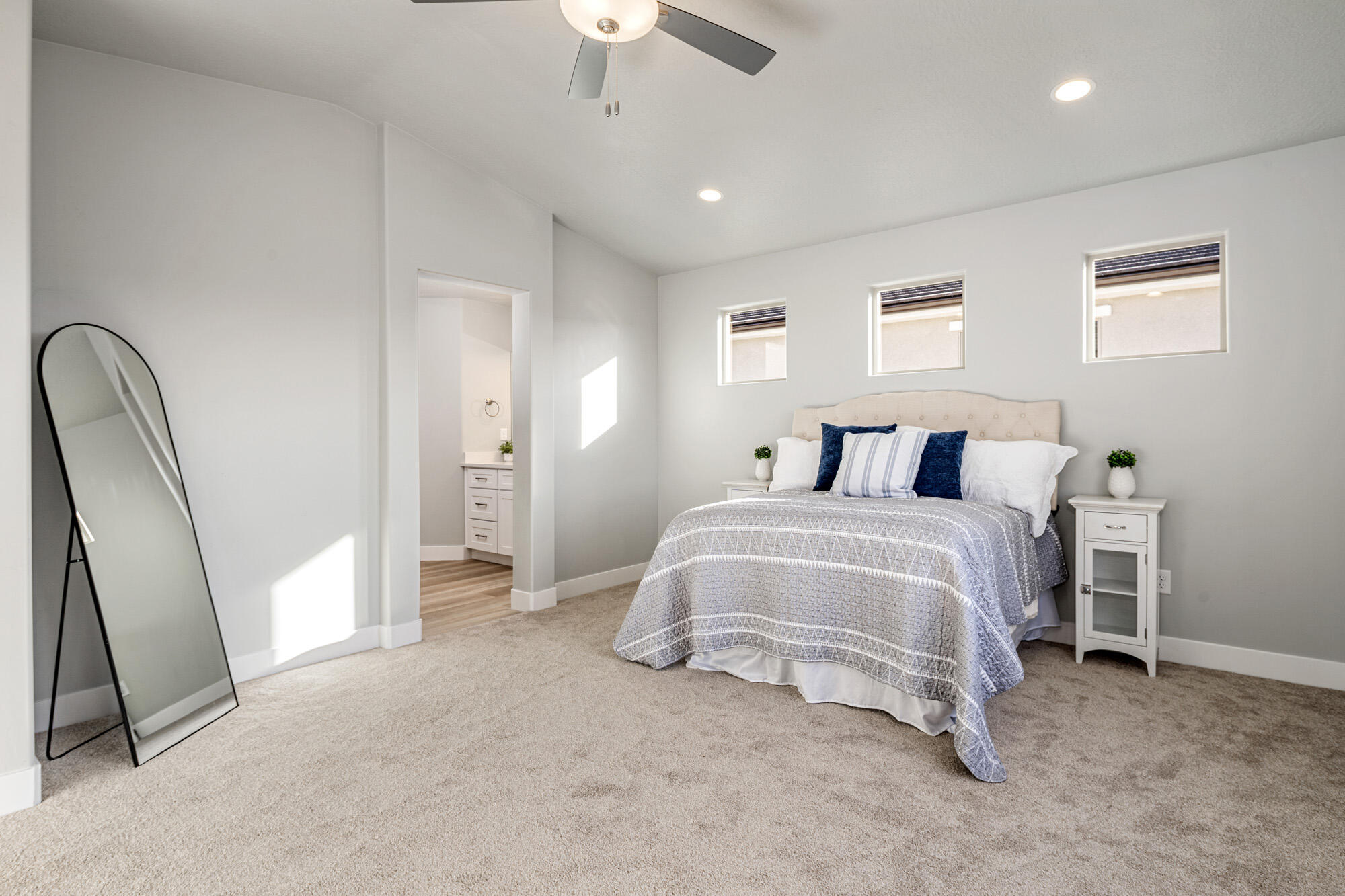 HURRICANE HOLLOW - Residential