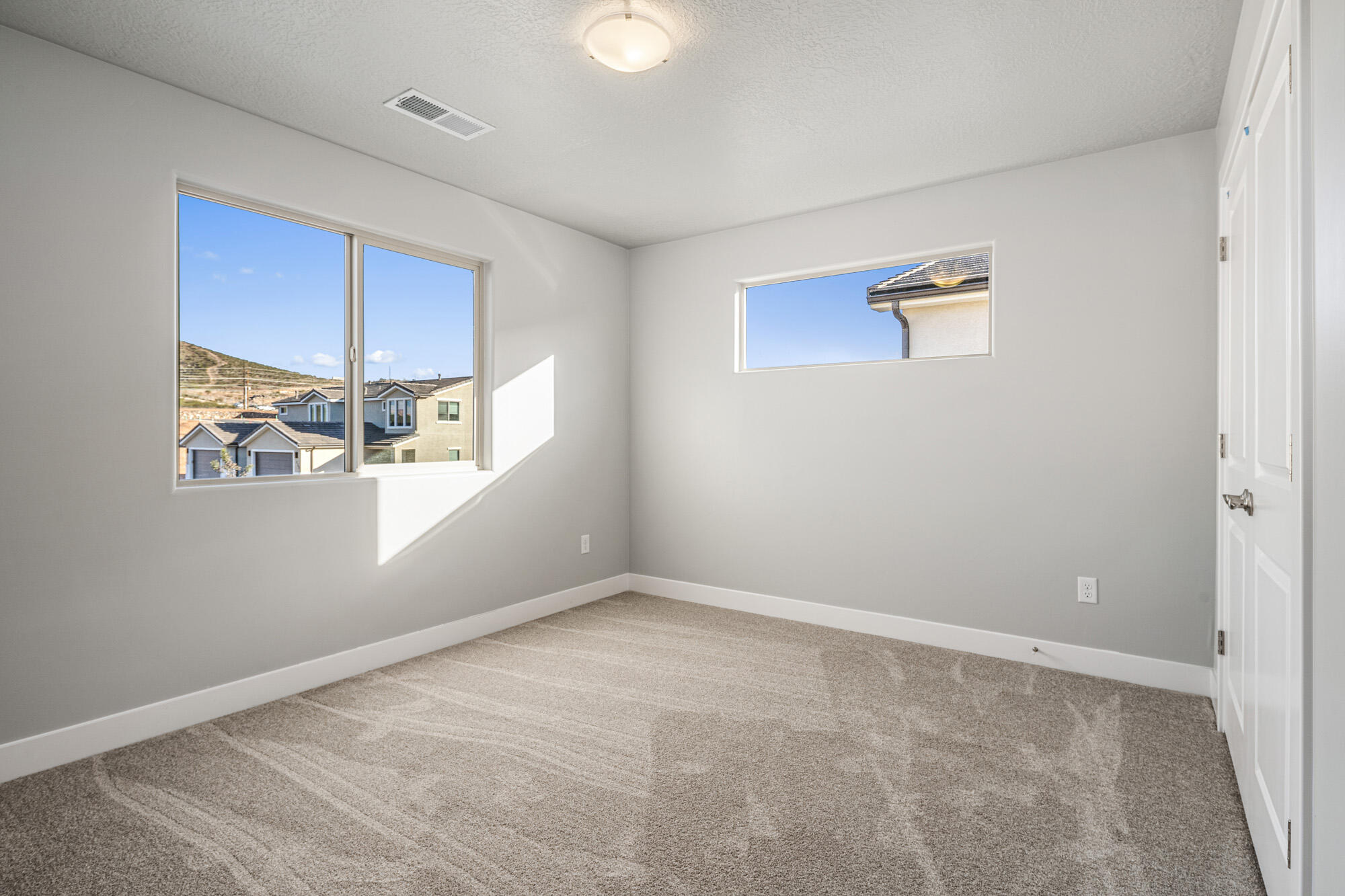 HURRICANE HOLLOW - Residential