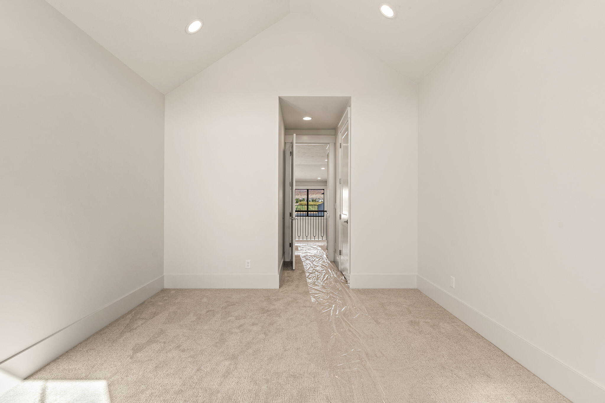 SUMMIT VIEW - Residential