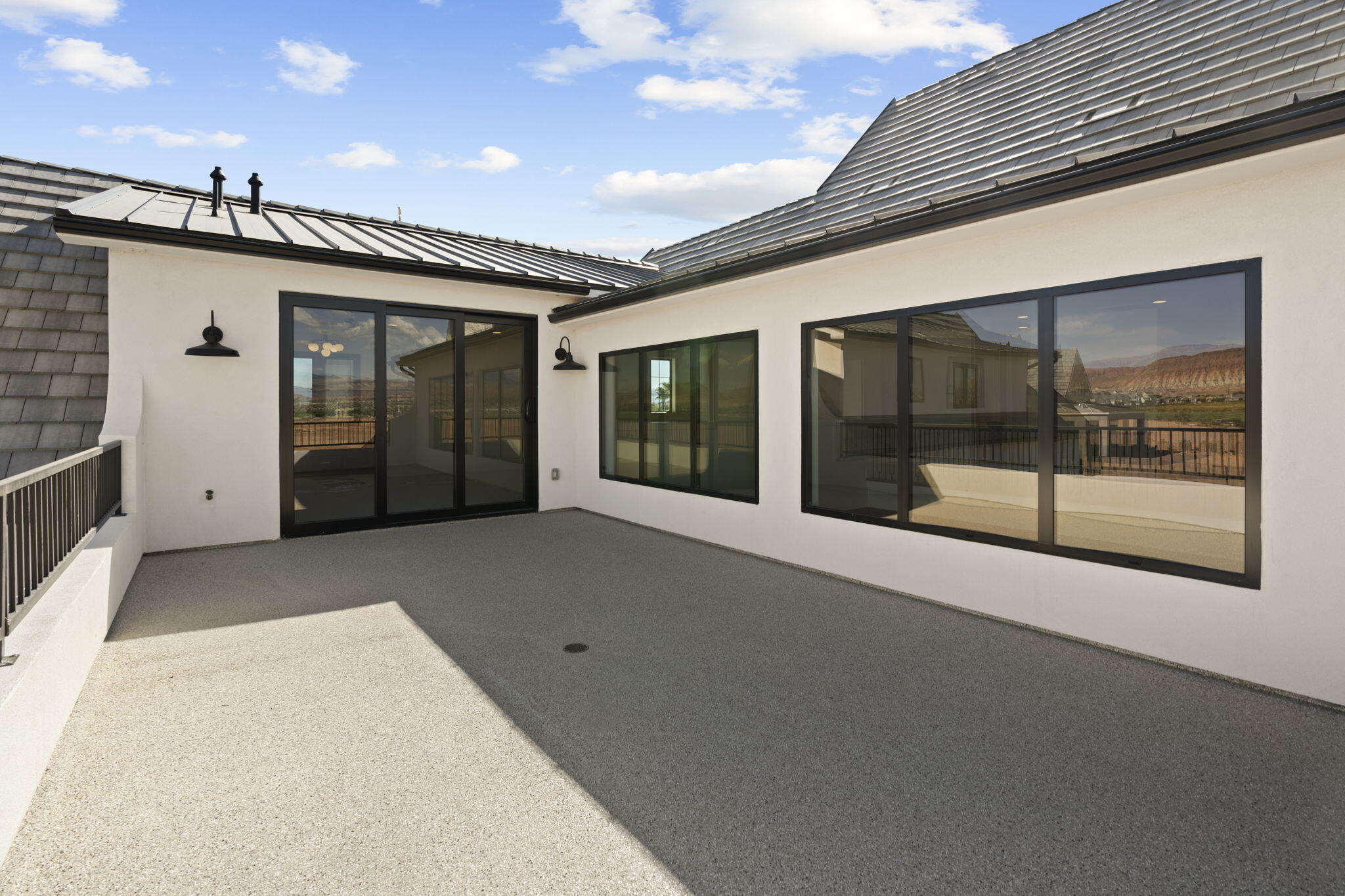 SUMMIT VIEW - Residential