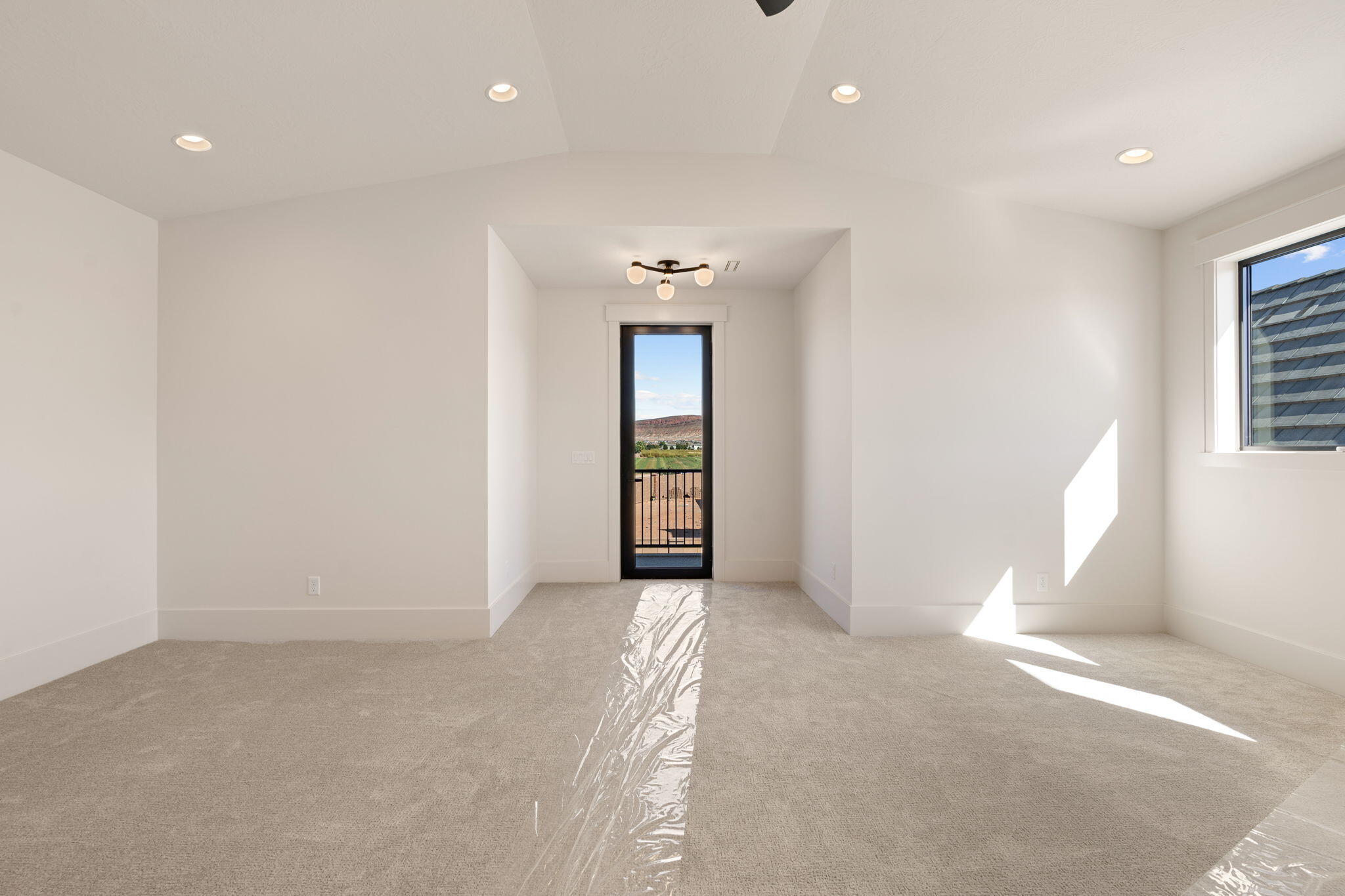 SUMMIT VIEW - Residential