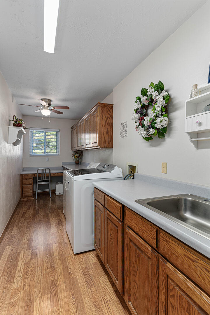 SKYLINE ESTATES - Residential