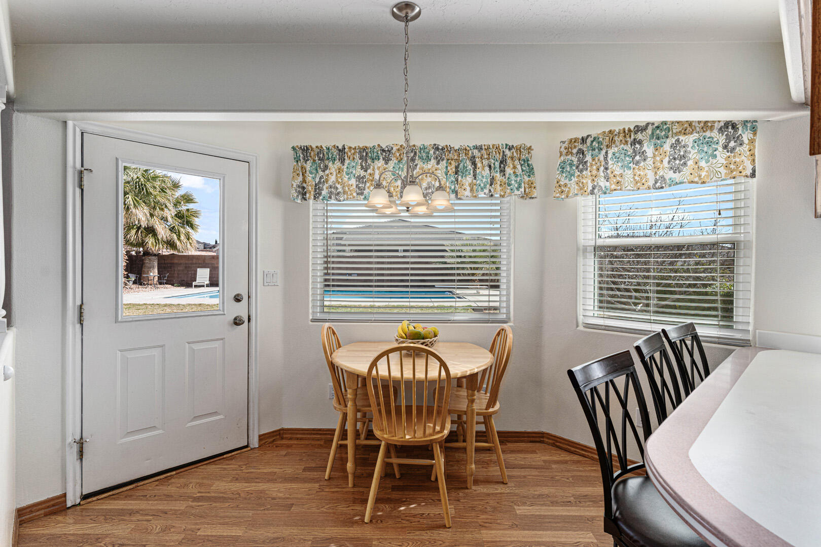 SKYLINE ESTATES - Residential