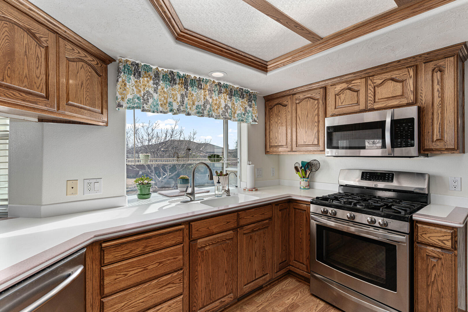 SKYLINE ESTATES - Residential