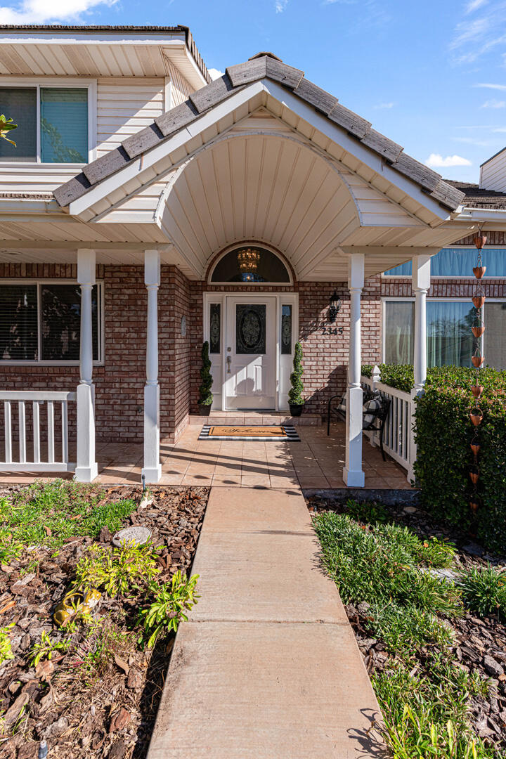 SKYLINE ESTATES - Residential