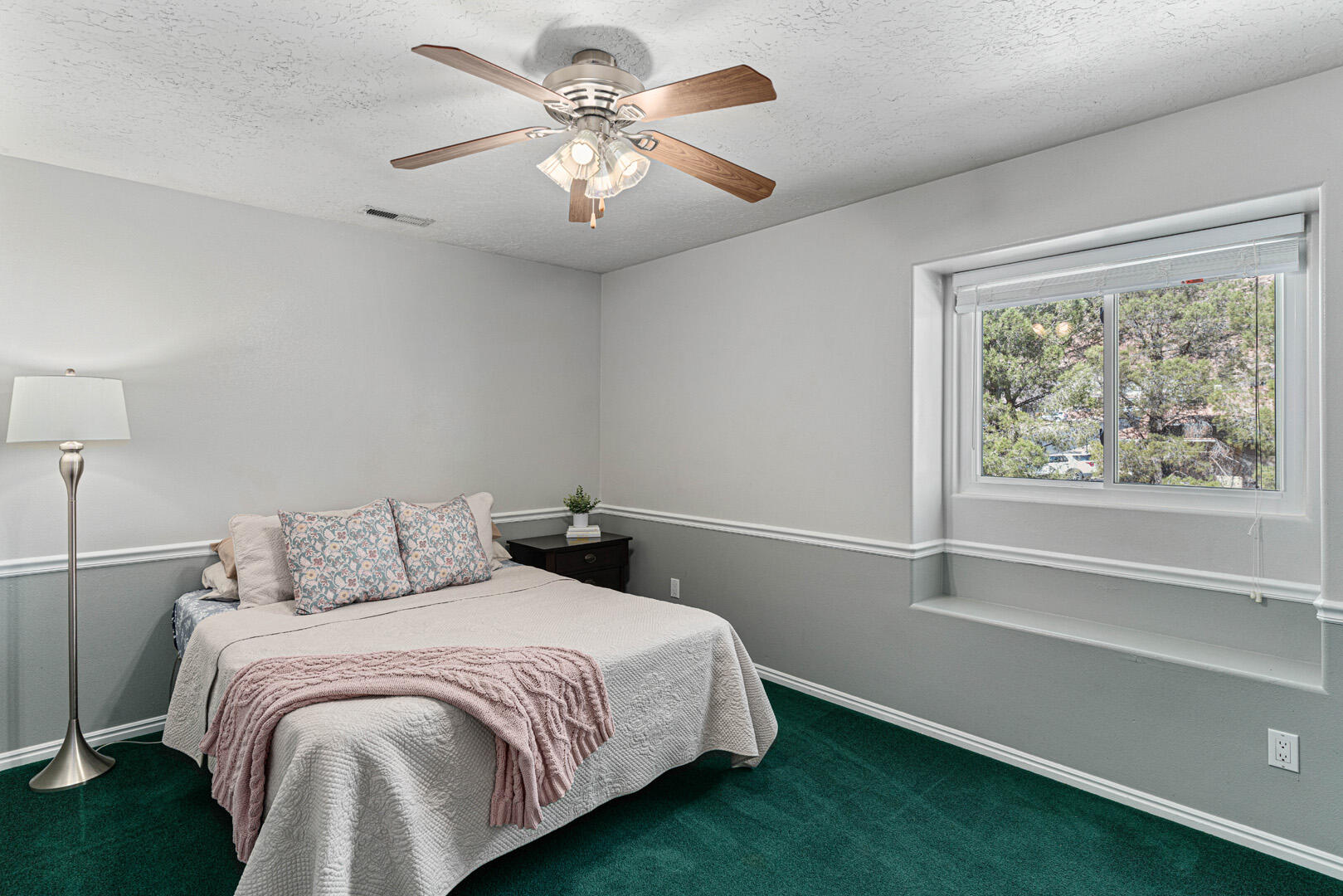 SKYLINE ESTATES - Residential