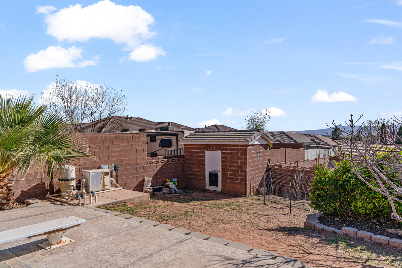 SKYLINE ESTATES - Residential