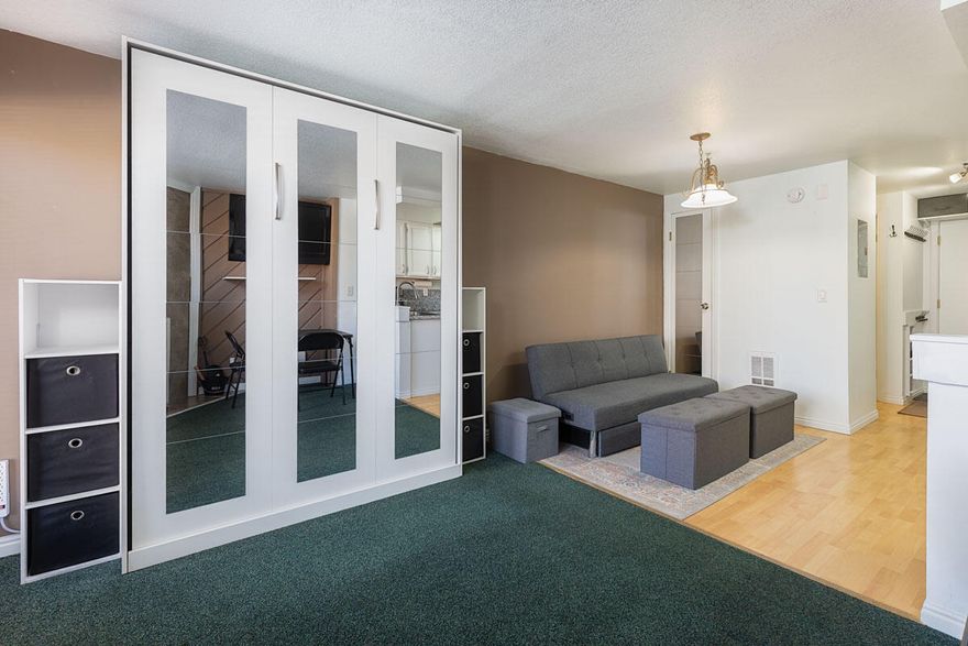 Wonderful Brian Head Condo with Heated Garage Parking, a Full Kitchen, and Indoor Pool, Hot Tub and Sauna!  Enjoy the mountain , relax in the pool while watching the slopes, or pull your car out of the heated garage and go anywhere. This TimberBrook unit is so easy to love. Being sold fully furnished. Short term rentals allowed.  Brian Head city has a free shuttle service during ski season and special summer events.  See at https://brianheadtown.utah.gov/places-to-go/#Transportation
  The fireplace's warm reflection and the vibrant views off the patio are stand out features.  Beautiful walking paths, city holiday festivities and a convenience store right next to this community also give ease to enjoyment.   (Deer pictured is a regular, fondly referred to as Thunder)