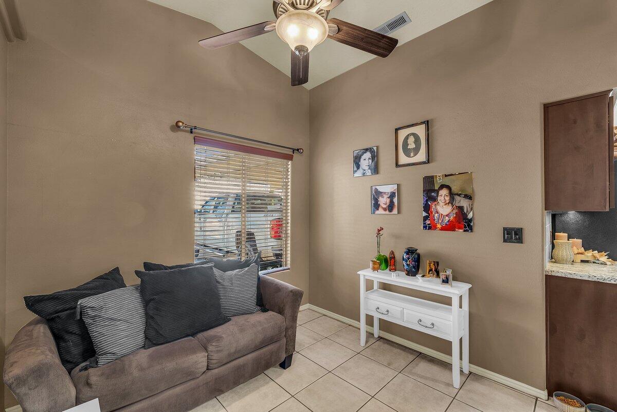 SUNRISE ESTATES - Residential