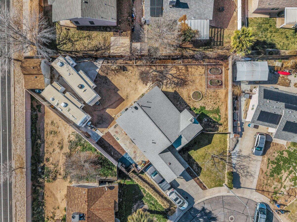 SUNRISE ESTATES - Residential