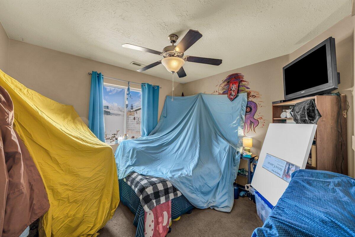 SUNRISE ESTATES - Residential