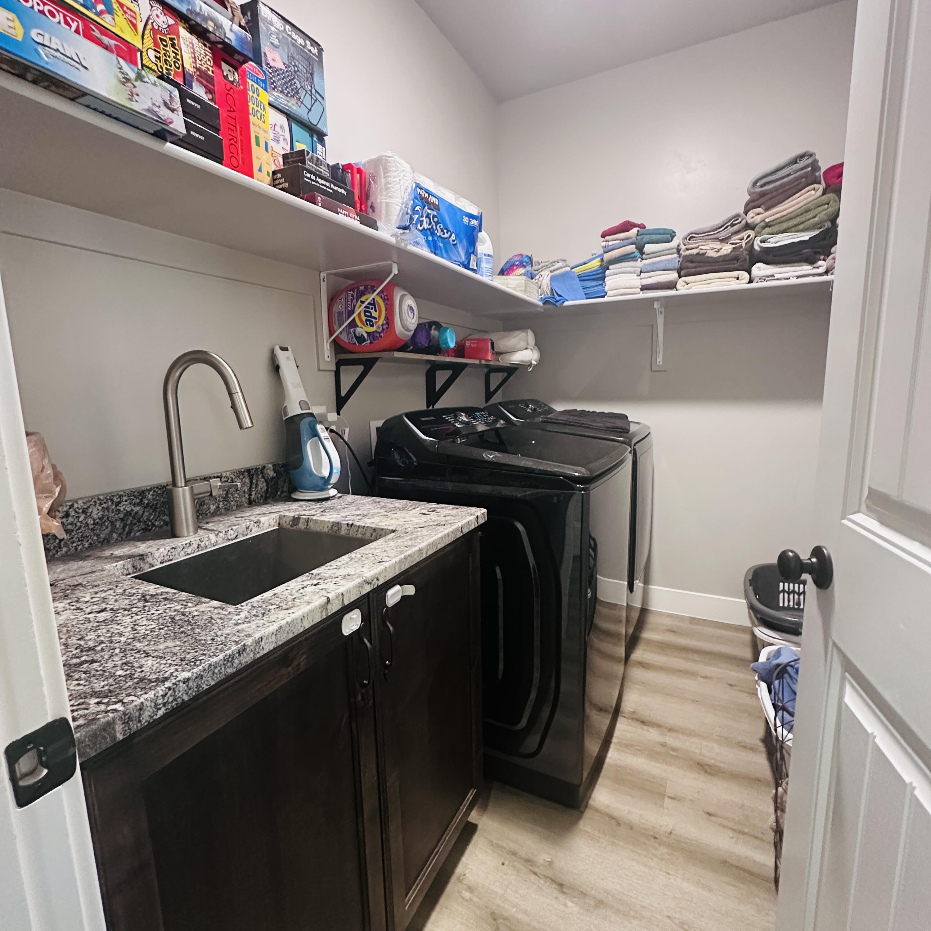 SAGE CANYON - Residential