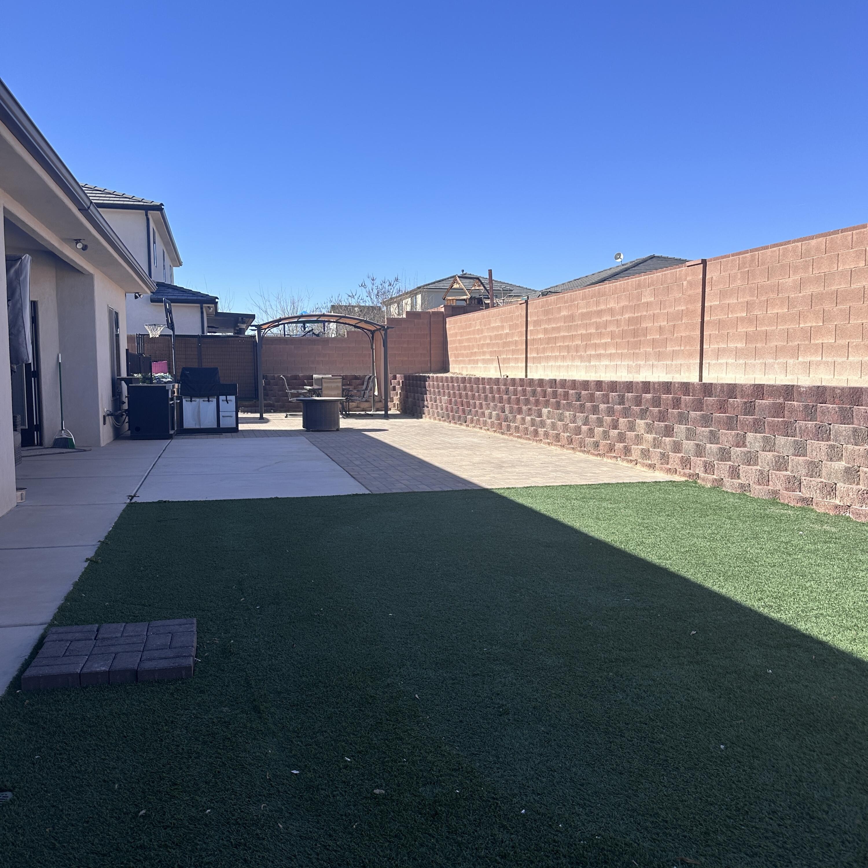 SAGE CANYON - Residential