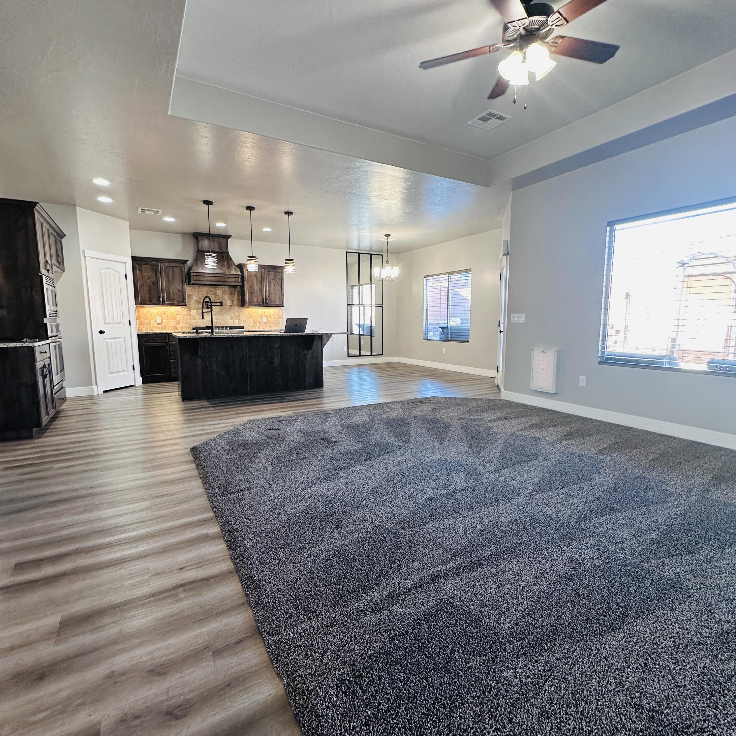 SAGE CANYON - Residential