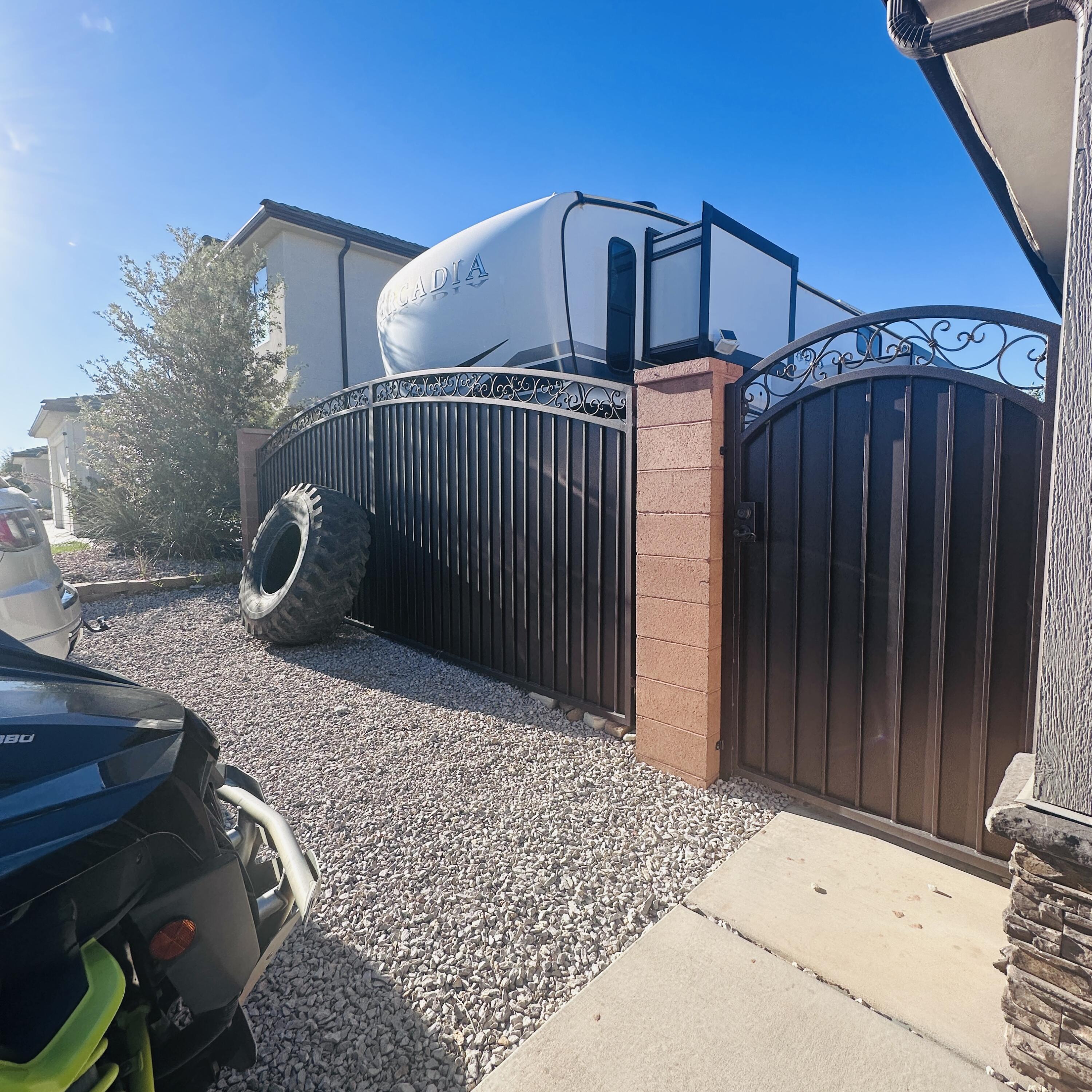 SAGE CANYON - Residential