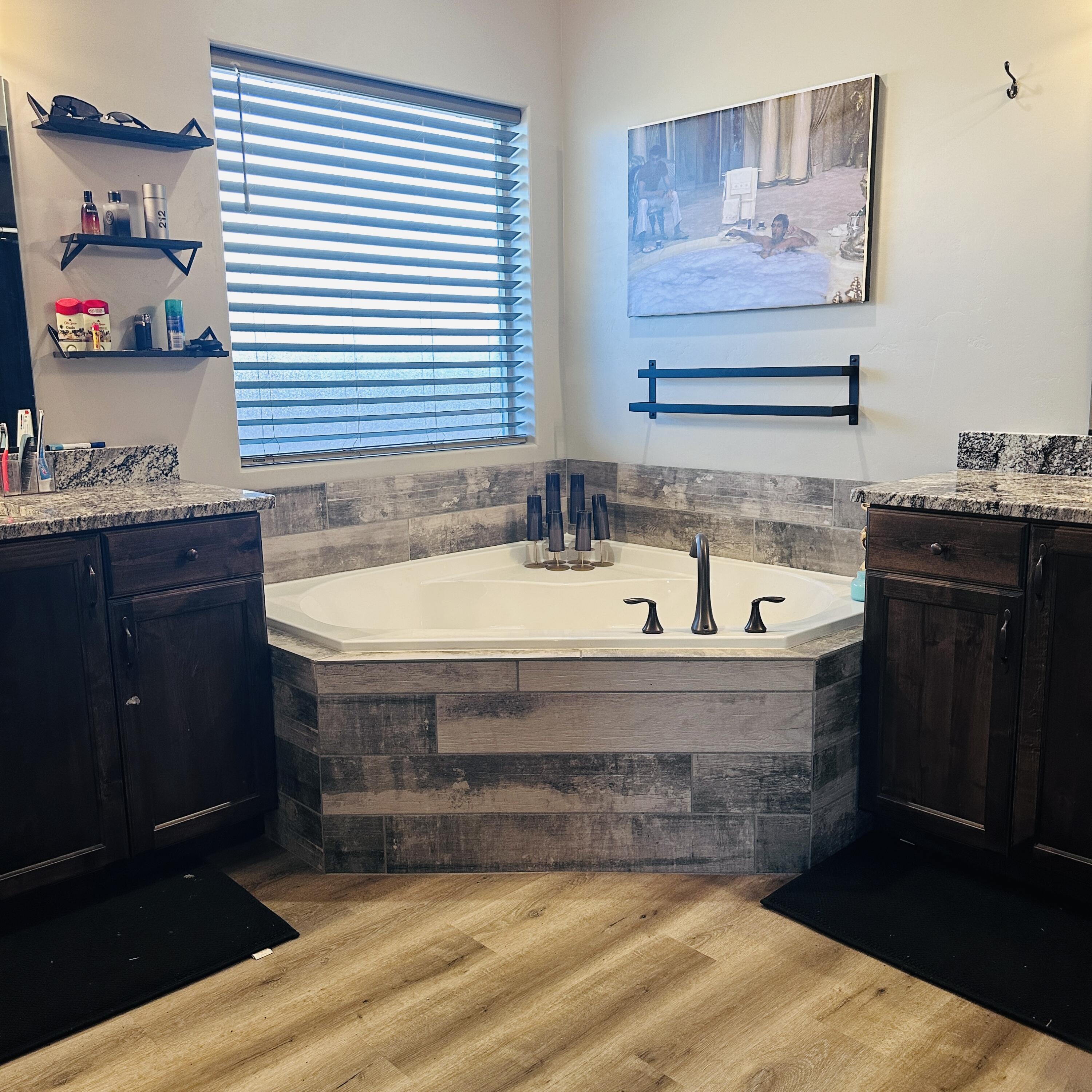 SAGE CANYON - Residential