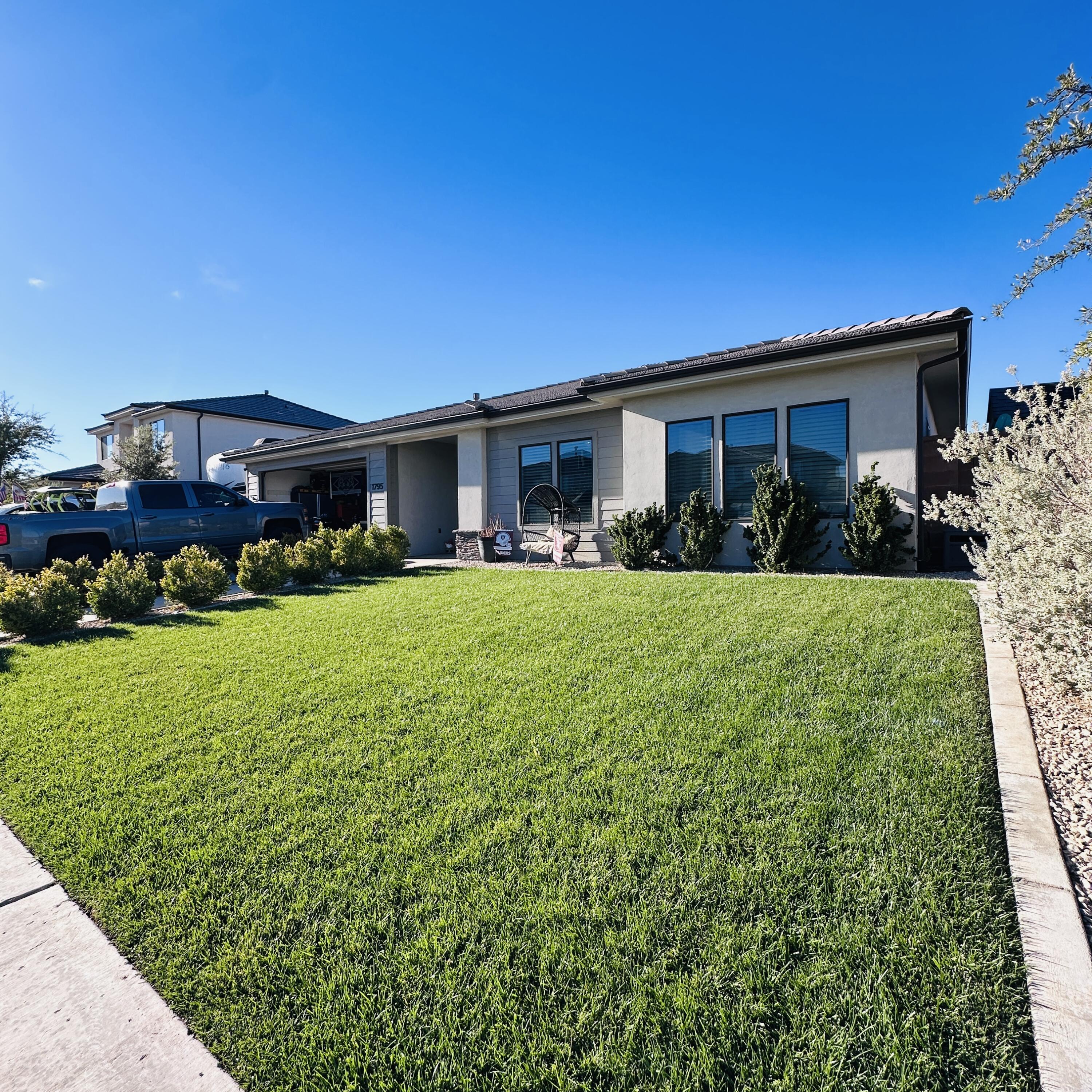 SAGE CANYON - Residential