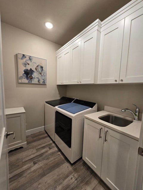 Tiny photo for 1663 E Talus Way, Saint George, UT 84790 (MLS # 26-276771)