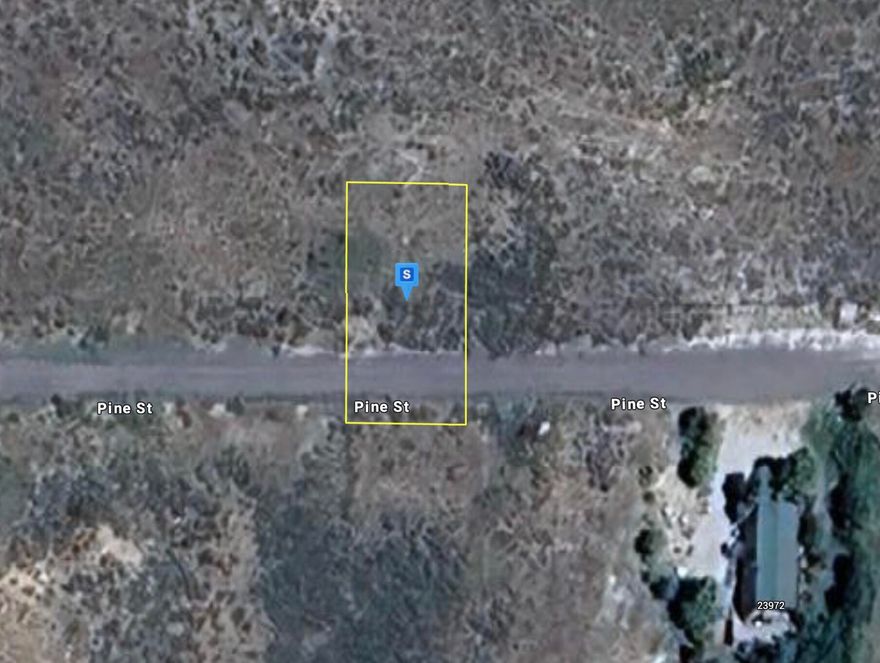 Please note- seller has lowered the price several times and are now firm at the asking price. Build your dream getaway on this 4,800 sq ft lot in Soldier Summit, UT! Located on a quiet street at the edge of town, this lot offers stunning mountain views and a peaceful rural setting. Affordable and ready for your vision, it's perfect for a homesite or private retreat. Just 40 minutes to Spanish Fork and 30 minutes to Price, enjoy the perfect balance of seclusion and convenience in Utah's scenic mountains.