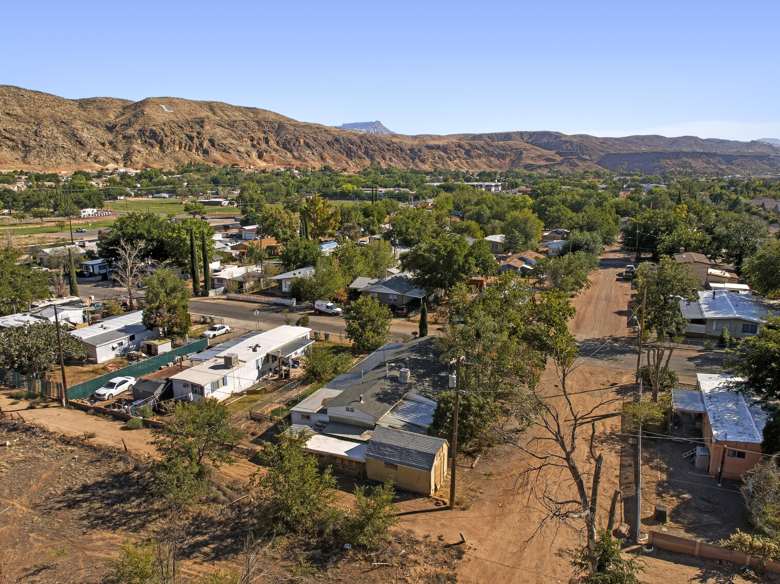 ORAL D & MINNIE E STOWELL - Residential