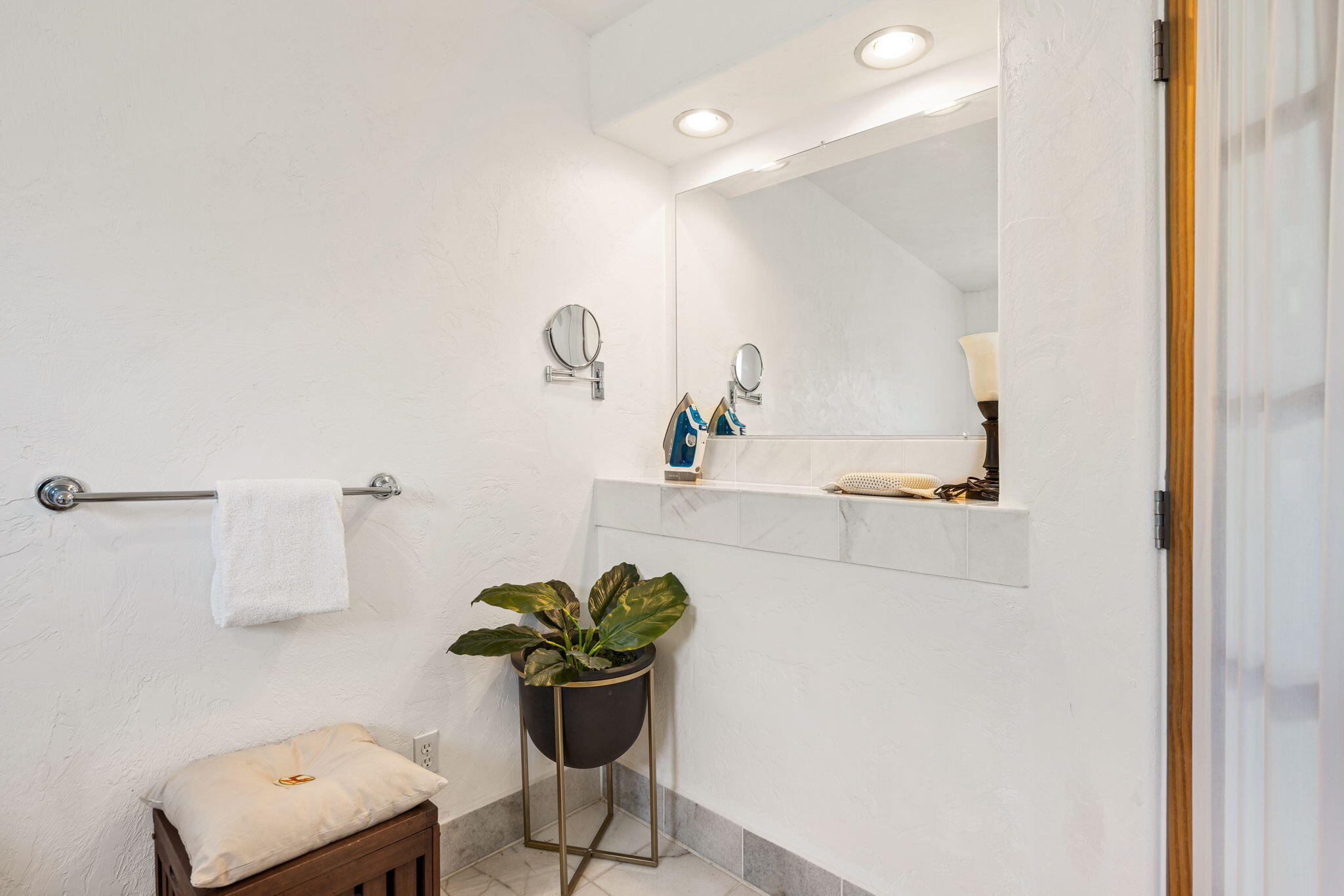 AMIRA AT GREEN VALLEY - Residential