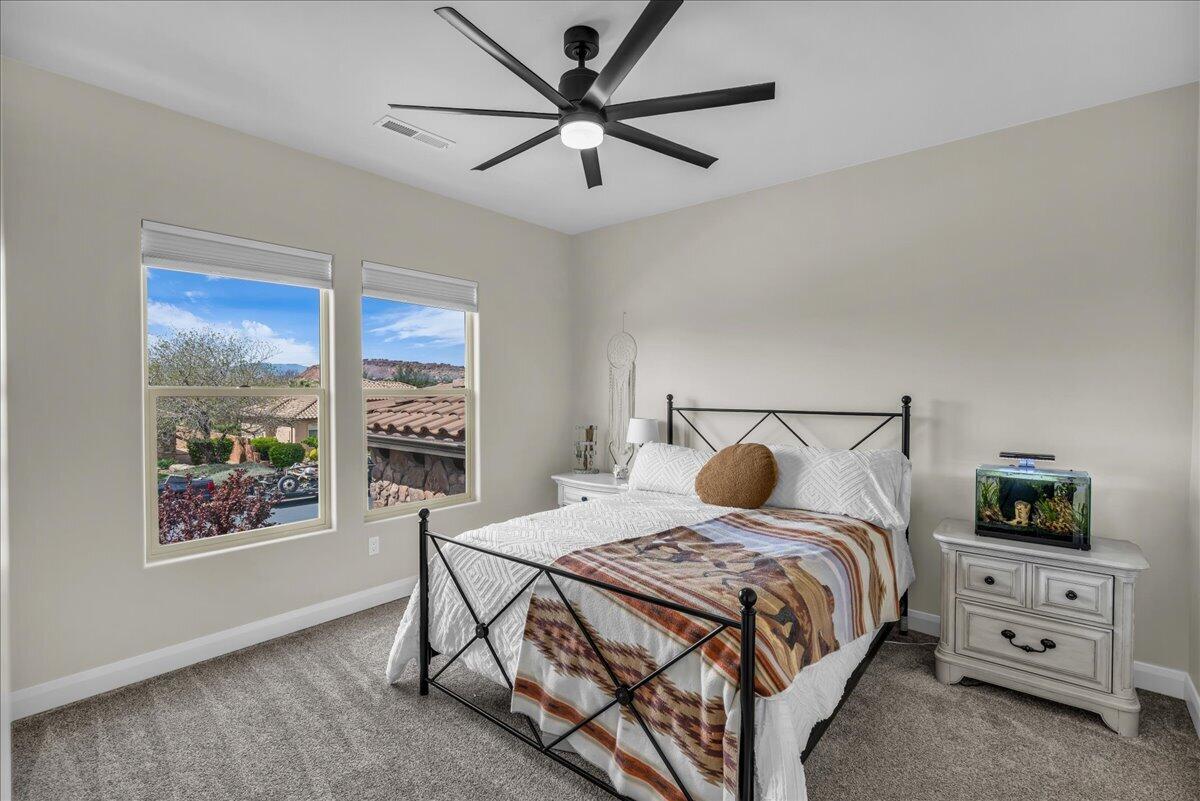 BRIDLE GATE ESTATES - Residential