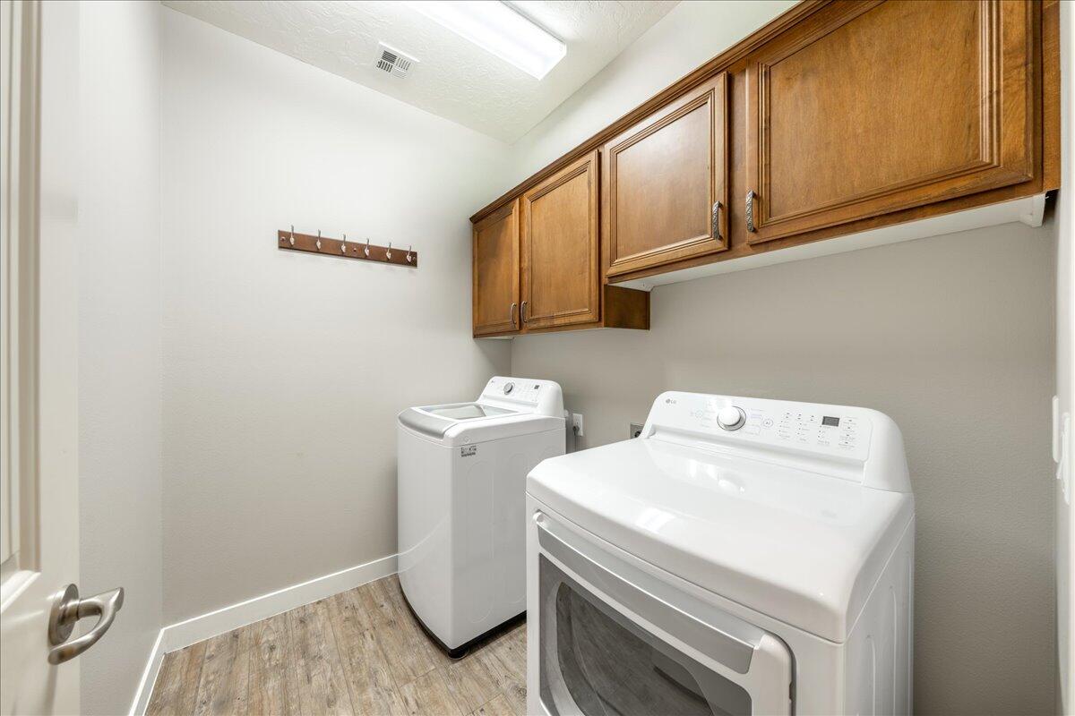 HIGHLAND PARK AT THE CORAL CANYON - Residential