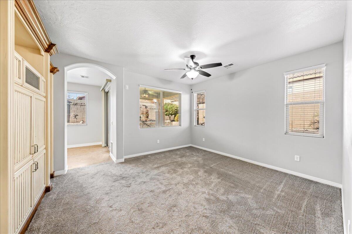 HIGHLAND PARK AT THE CORAL CANYON - Residential