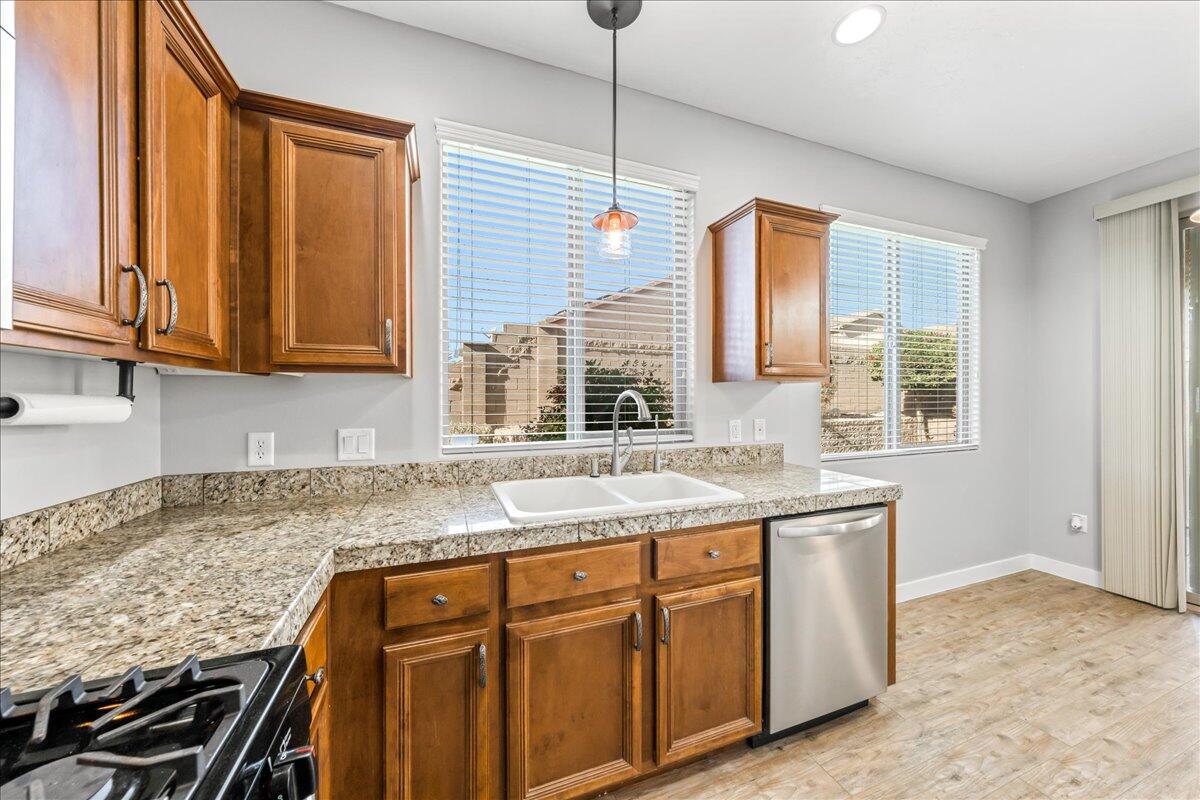 HIGHLAND PARK AT THE CORAL CANYON - Residential