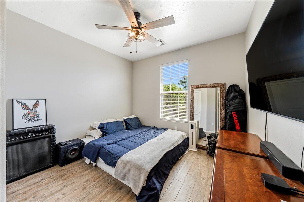 HIGHLAND PARK AT THE CORAL CANYON - Residential