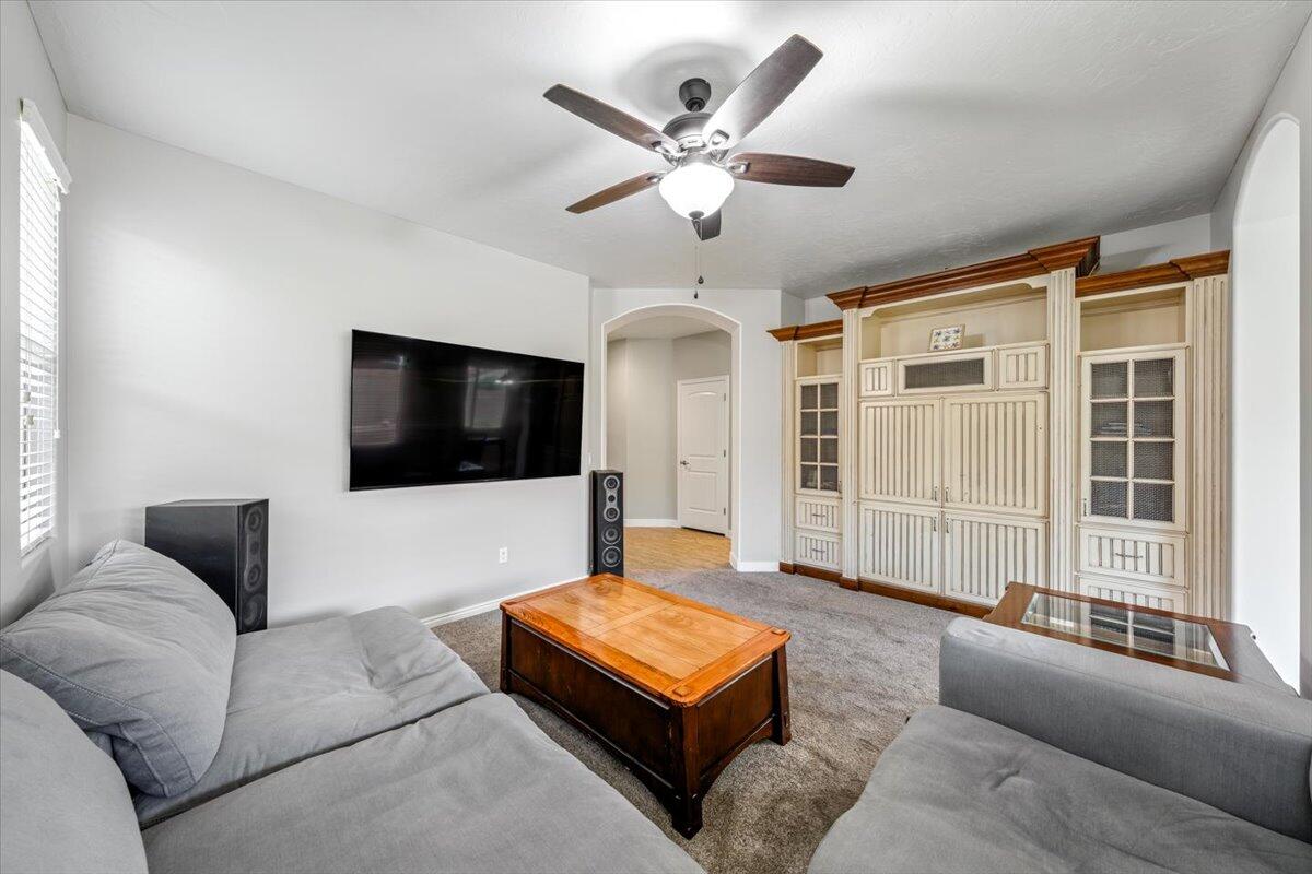 HIGHLAND PARK AT THE CORAL CANYON - Residential