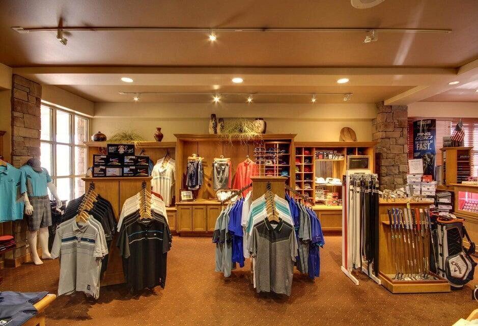 HIGHLAND PARK AT THE CORAL CANYON - Residential