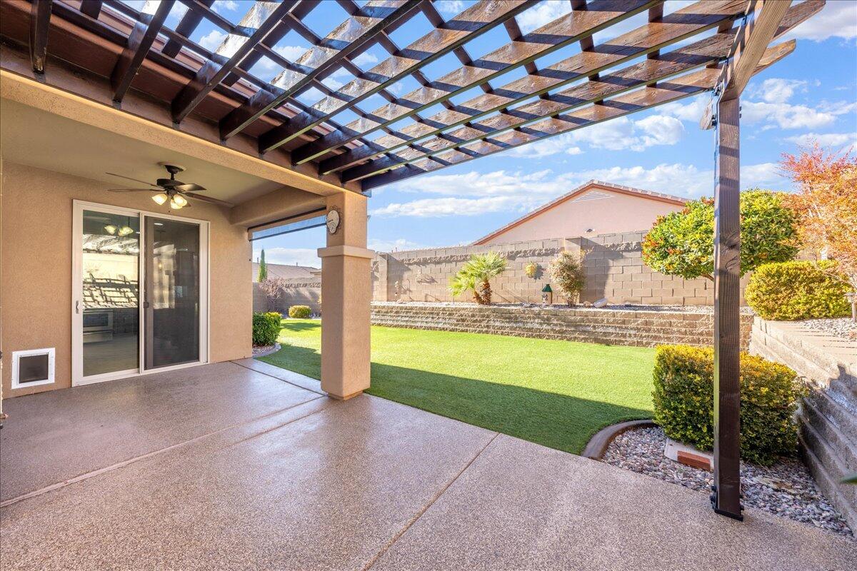 HIGHLAND PARK AT THE CORAL CANYON - Residential