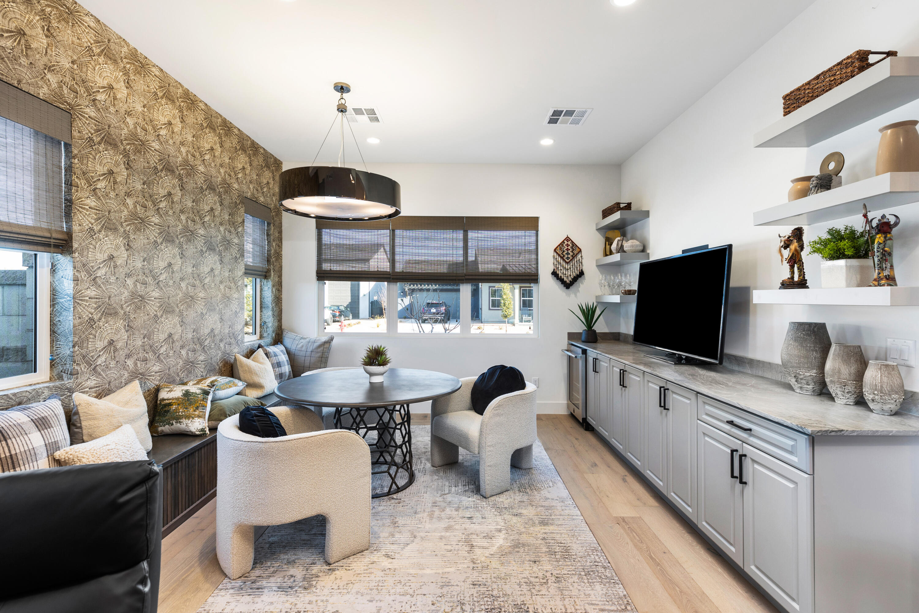 REGENCY AT DESERT COLOR - Residential