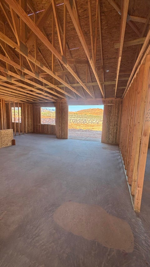 Tiny photo for 594 N Silver Cliffs DR, Leeds, UT 84746 (MLS # 26-277034)