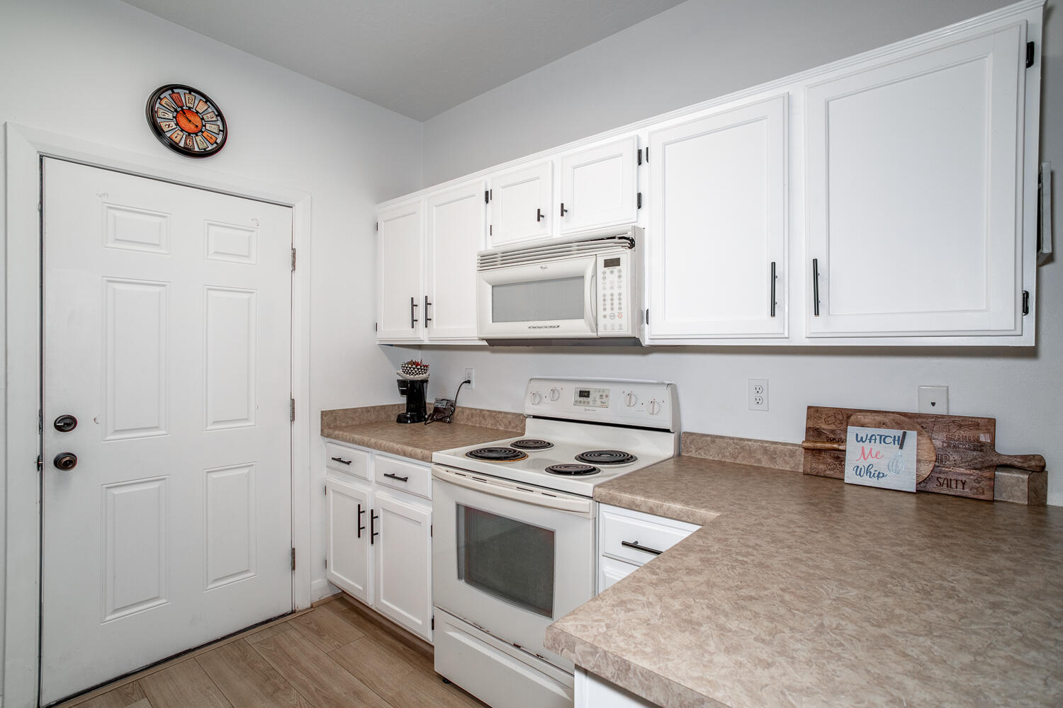 LA VENITA CONDOS - Residential