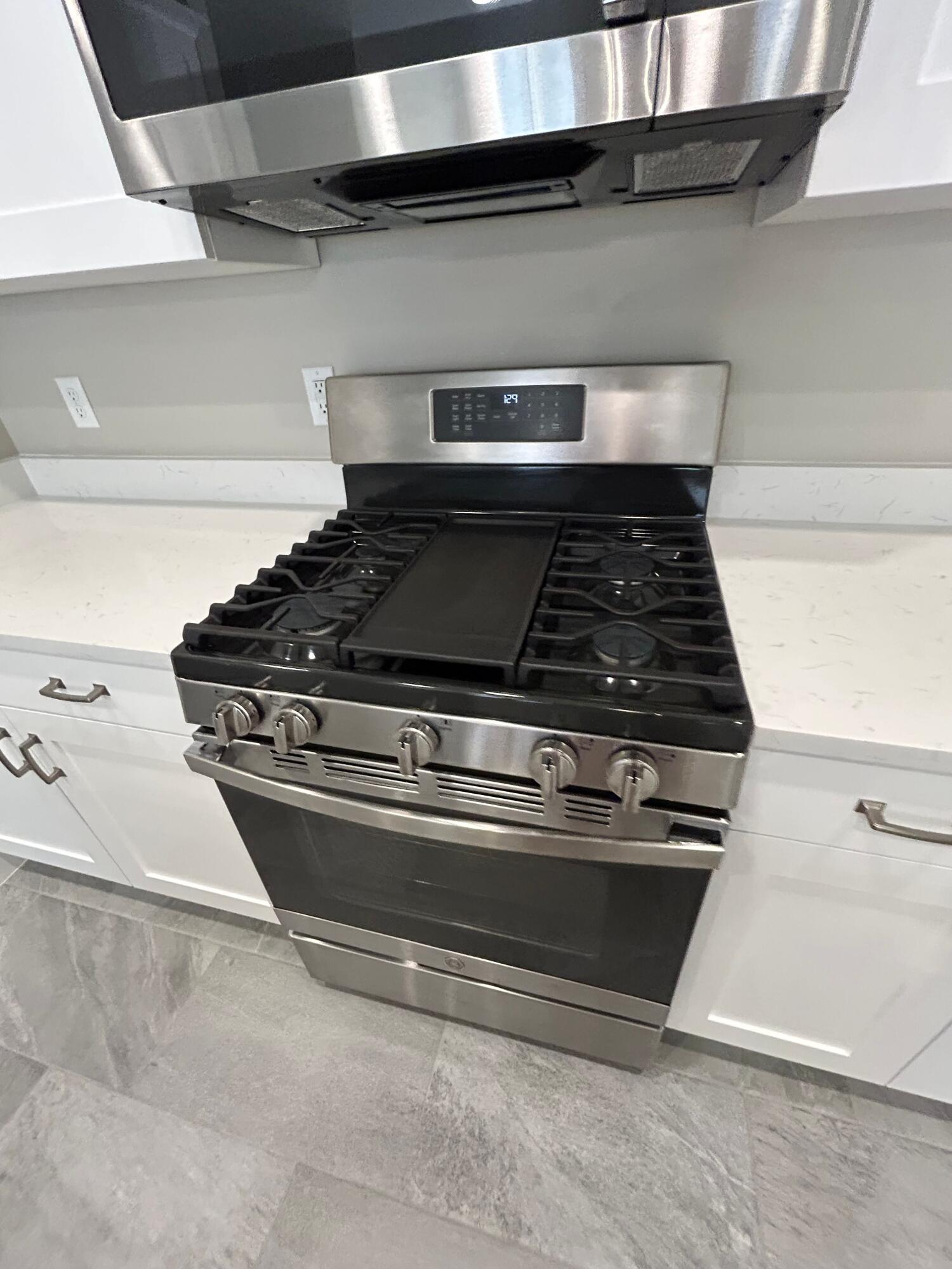 VILLA HIGHLANDS AT HIDDEN VALLEY - Residential