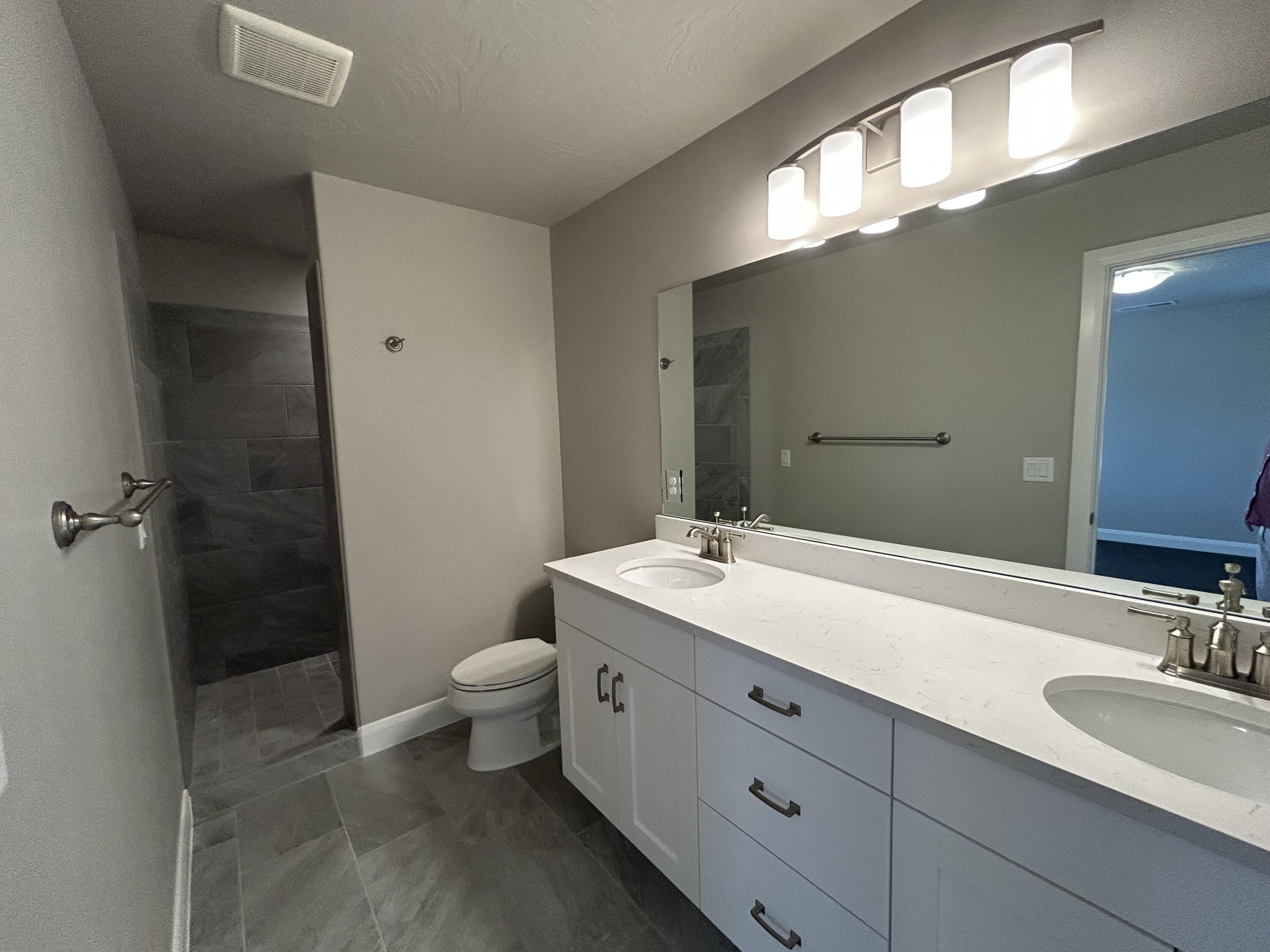 VILLA HIGHLANDS AT HIDDEN VALLEY - Residential