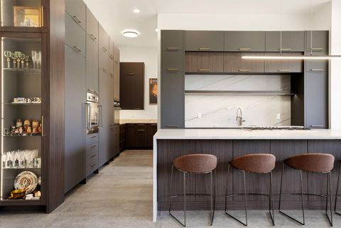Tiny photo for 821 RED WASH CIR, Ivins, UT 84738 (MLS # 26-271833)