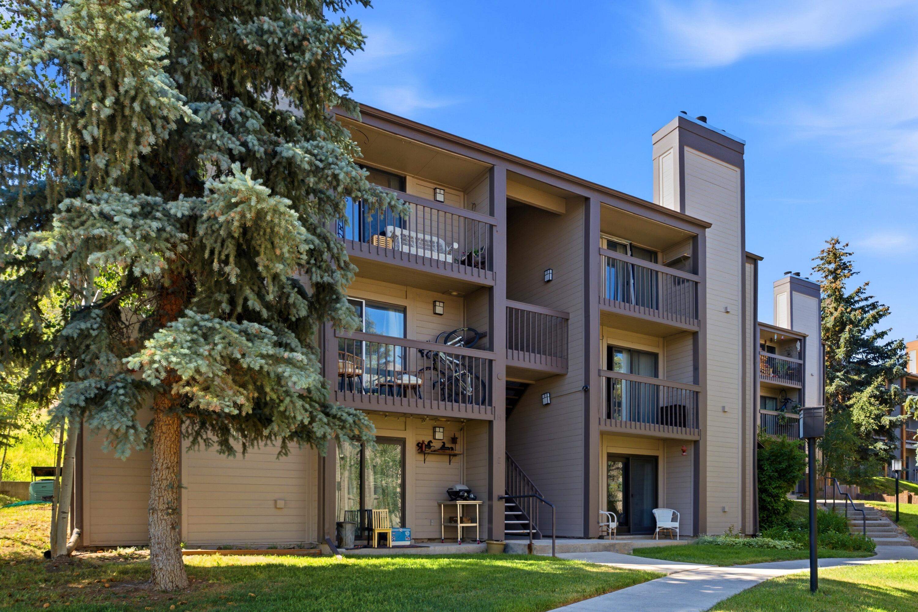 Photo 1 of 30 — 1650 Upper Iron Horse Loop RD H-5, Park City, UT 84060