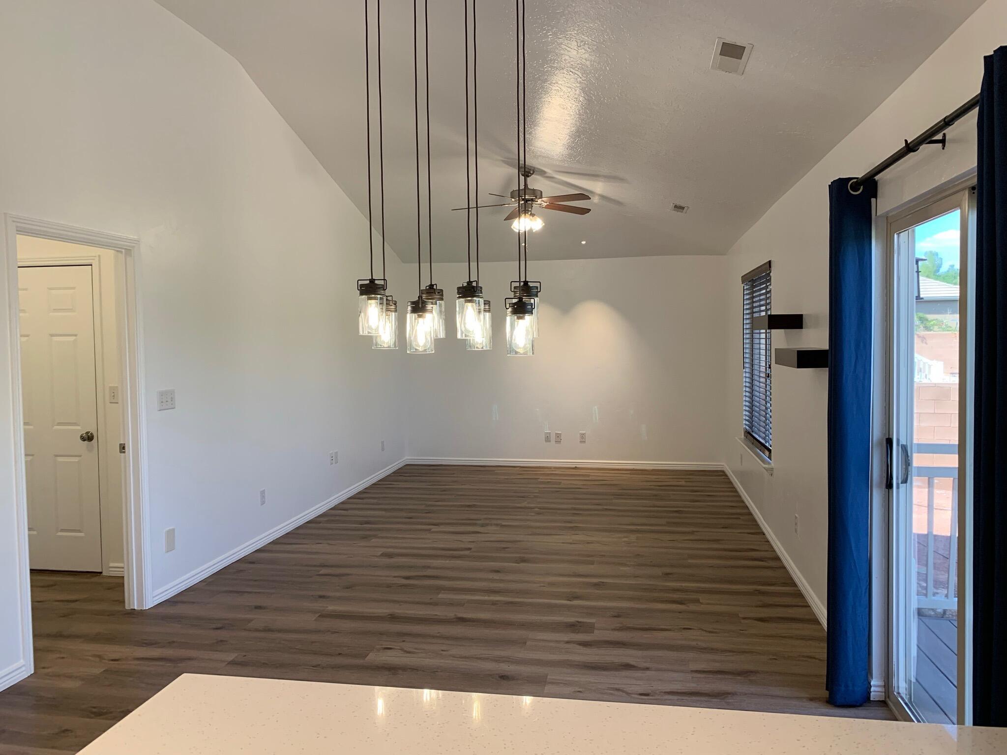 RED BUTTE - Residential