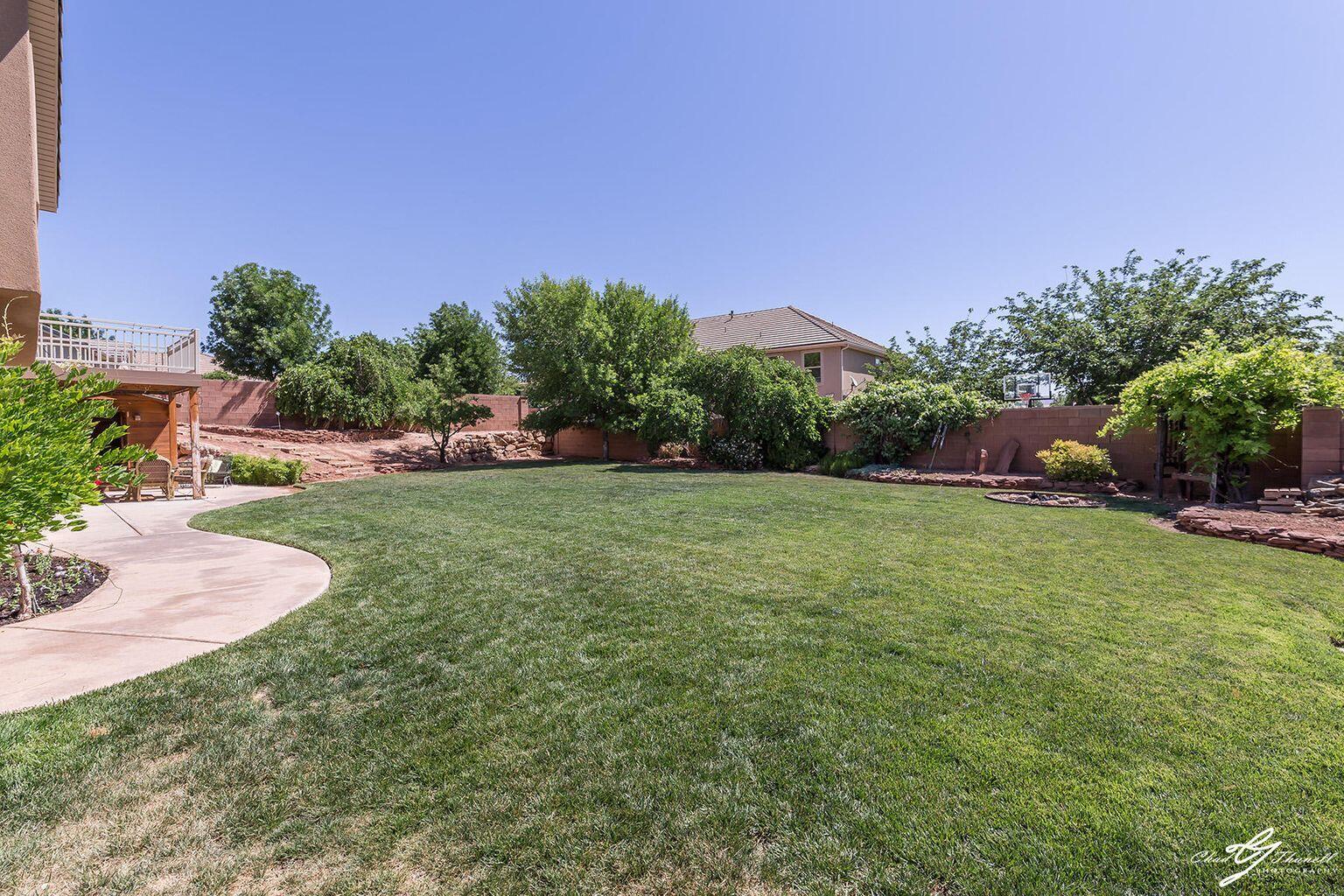 RED BUTTE - Residential